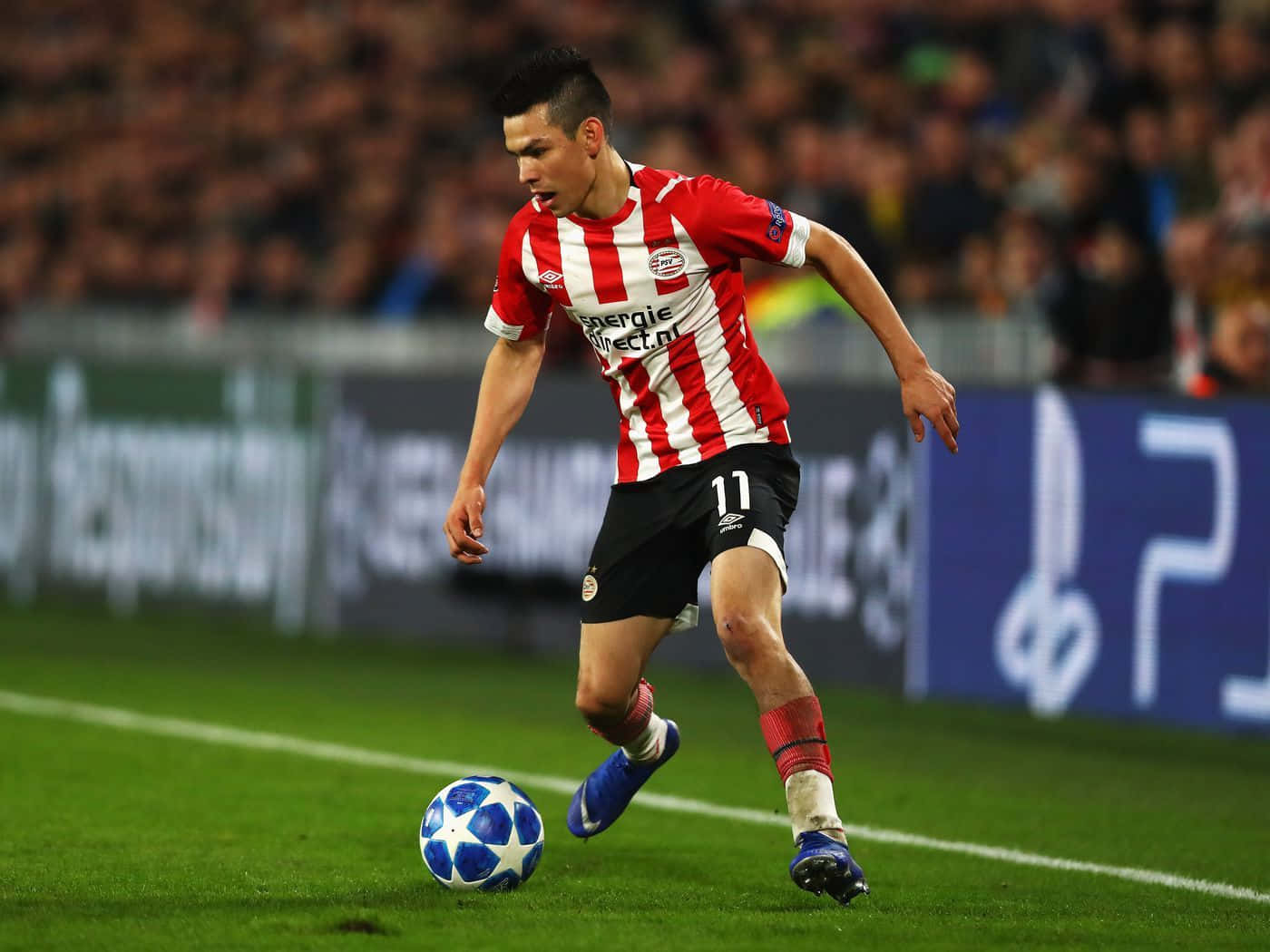 Chucky Lozano, red and white stripes, blue and white ball, HD Desktop Wallpaper