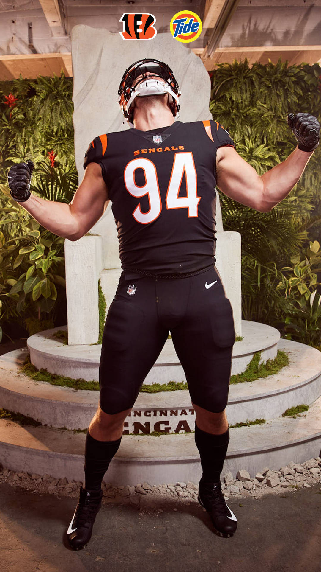 Cincinnati Bengals, black uniform, jersey number 94, Full HD Phone Wallpaper