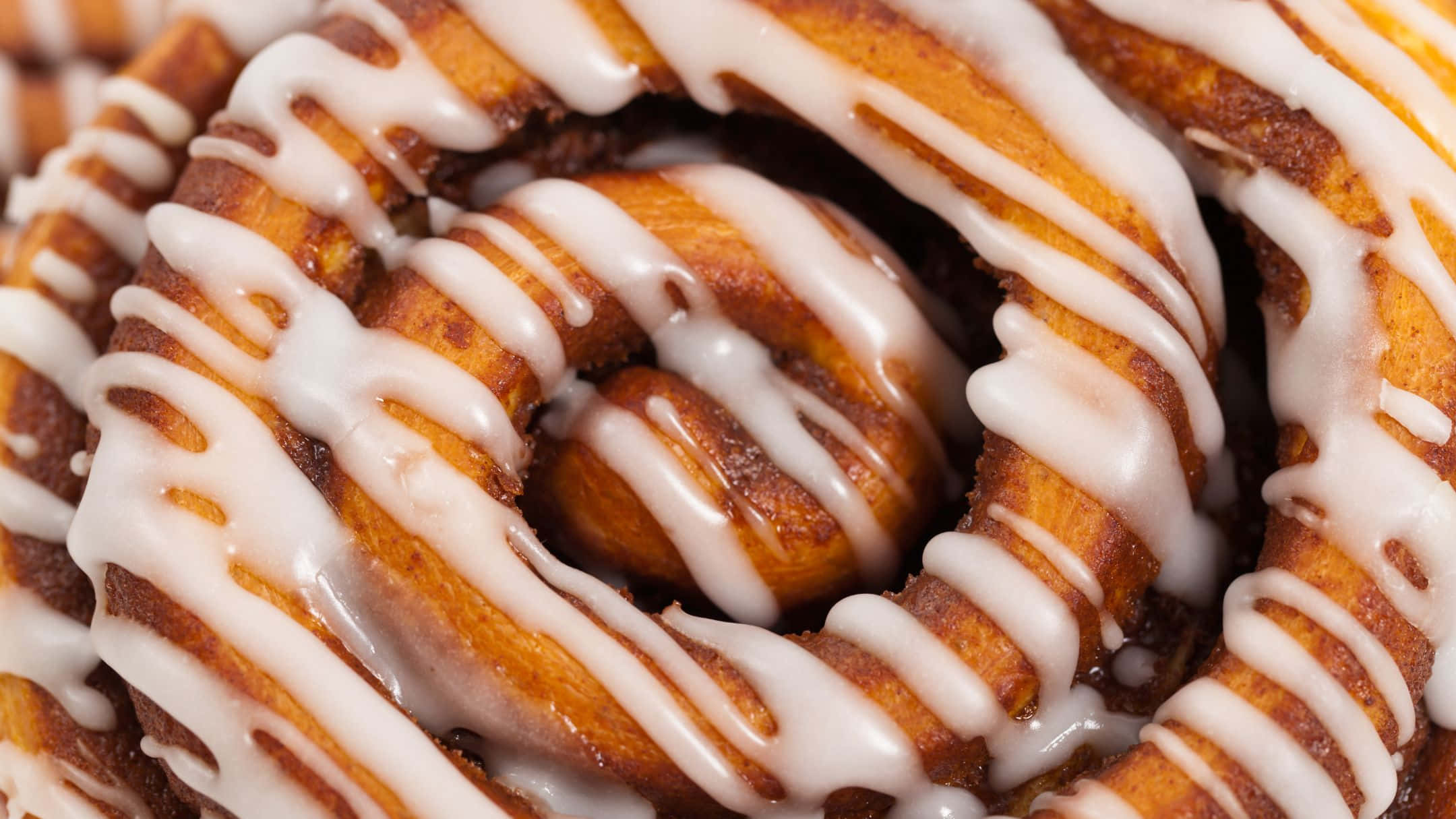 cinnamon roll, golden-brown, creamy white icing, Full HD Desktop Wallpaper