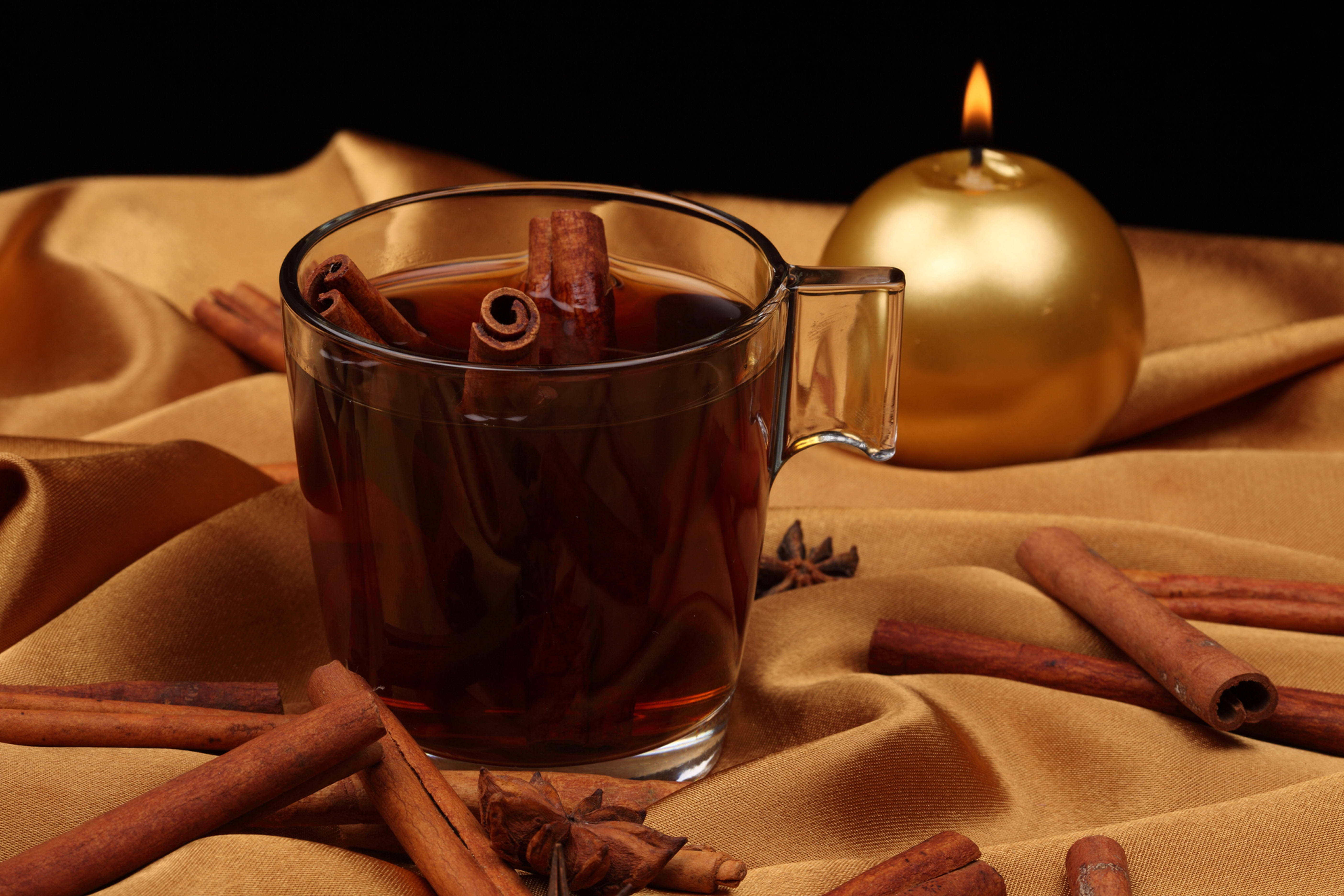 New Year's Cinnamon Tea And Candle, spiced mulled wine, cinnamon sticks, 5K Desktop Wallpaper