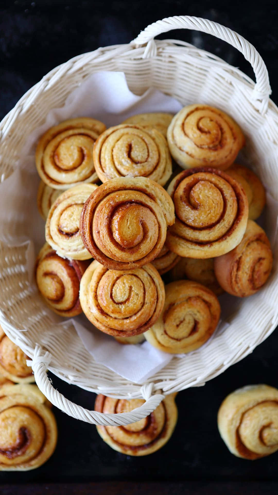 cinnamon rolls, golden, caramelized swirls, Full HD Phone Wallpaper