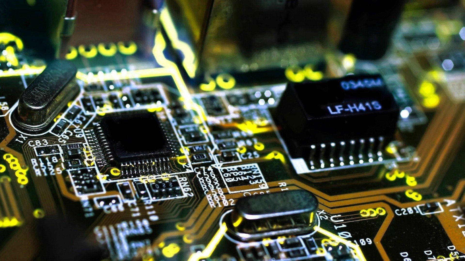 circuit board, center unit, glowing yellow, Full HD Desktop Wallpaper