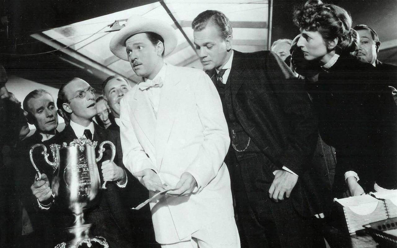 Citizen Kane, trophy, white suit, HD Desktop Wallpaper