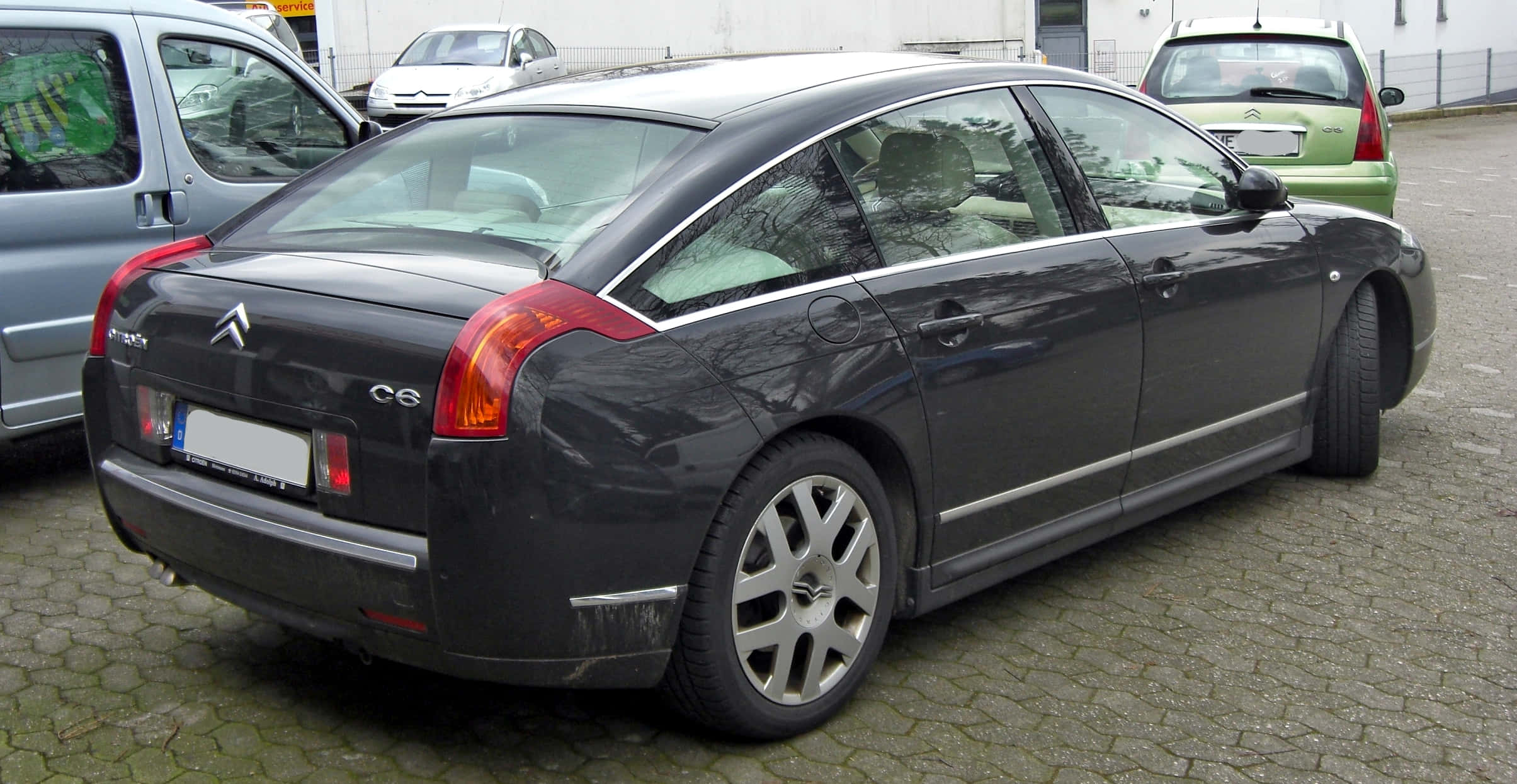 Citroen C6, sleek black, cobblestone lot, Full HD Desktop Wallpaper