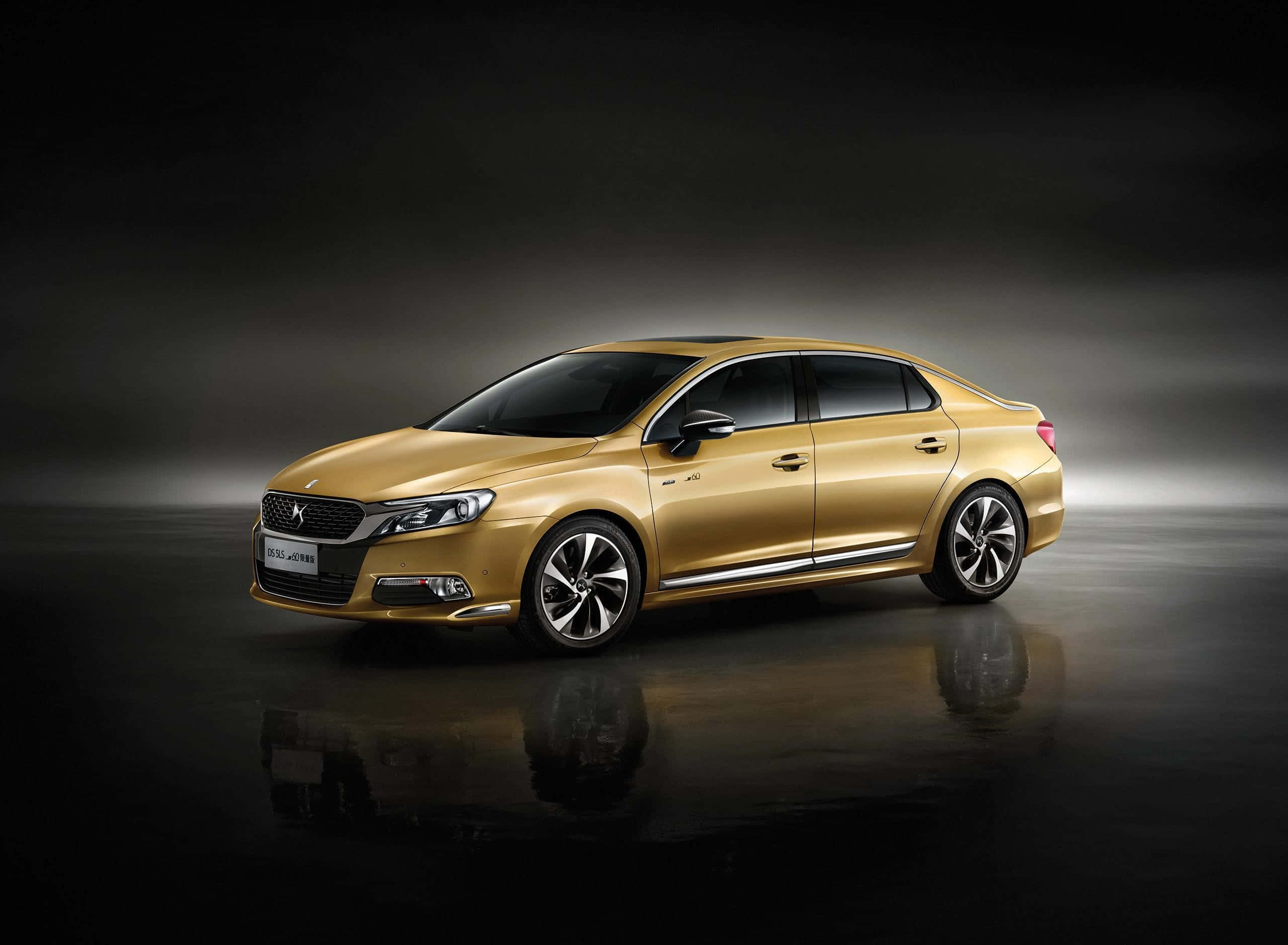 Citroen DS 5LS, gleaming gold, dark studio, 2K Desktop Wallpaper