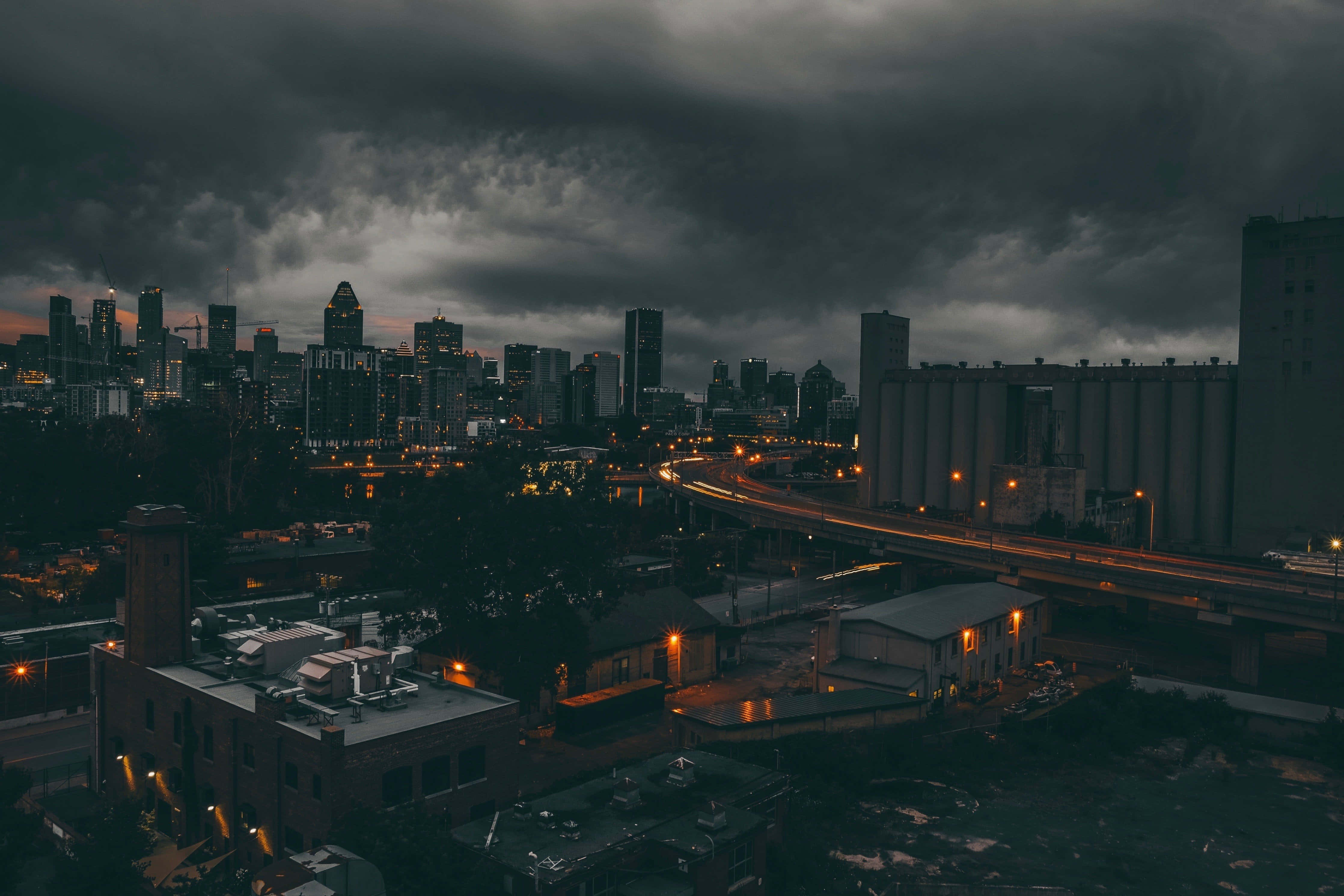 City Desktop, urban skyline, storm clouds, 4K Desktop Wallpaper