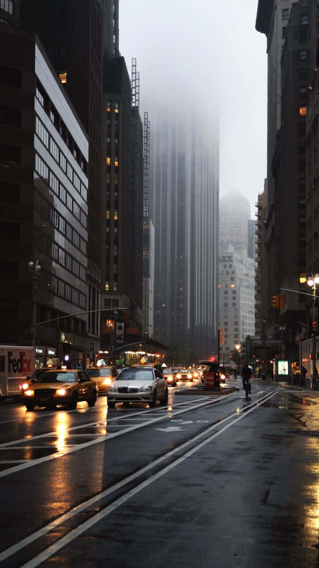 City iPhone, rainy city street, dusk, Full HD Phone Wallpaper