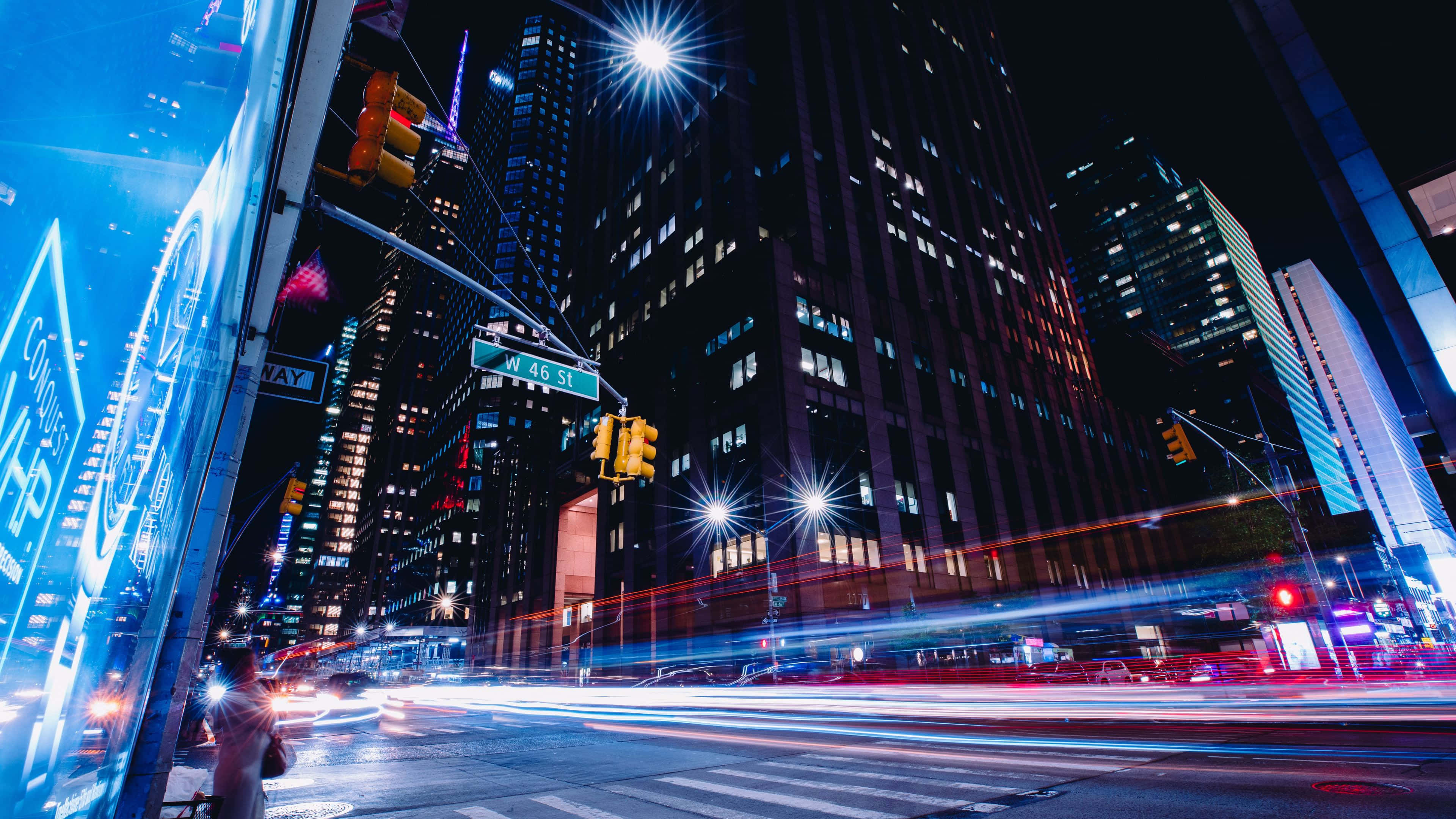 City Street, Night, Traffic, 4K Desktop Wallpaper