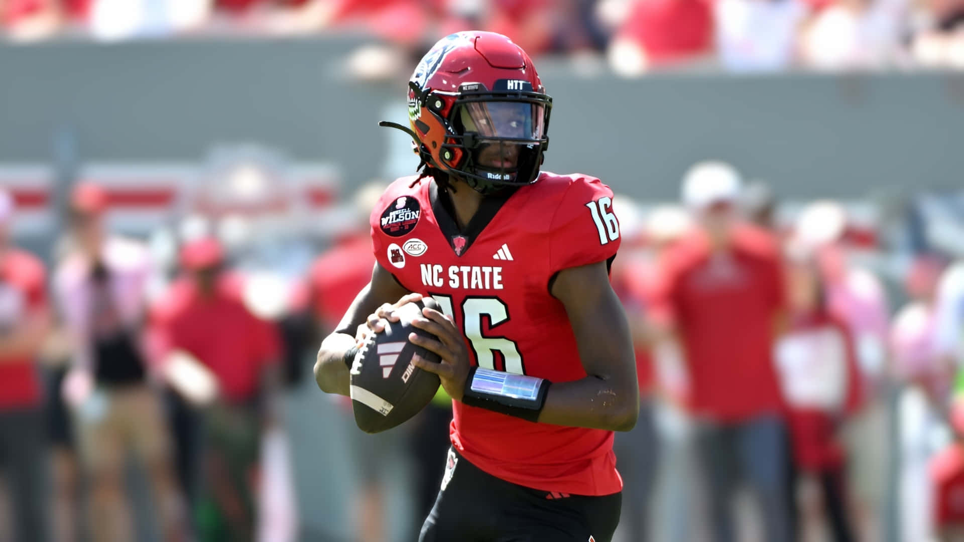 Cj Bailey, NC State football player, red uniform, Full HD Desktop Wallpaper
