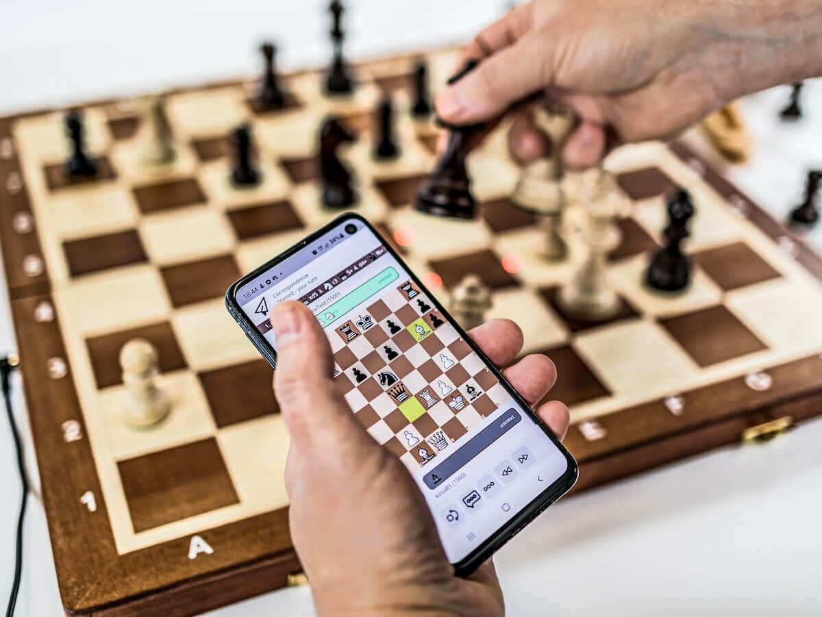 Chessboard, Classic Chessboard Set-Up, smartphone app, SD Desktop Wallpaper