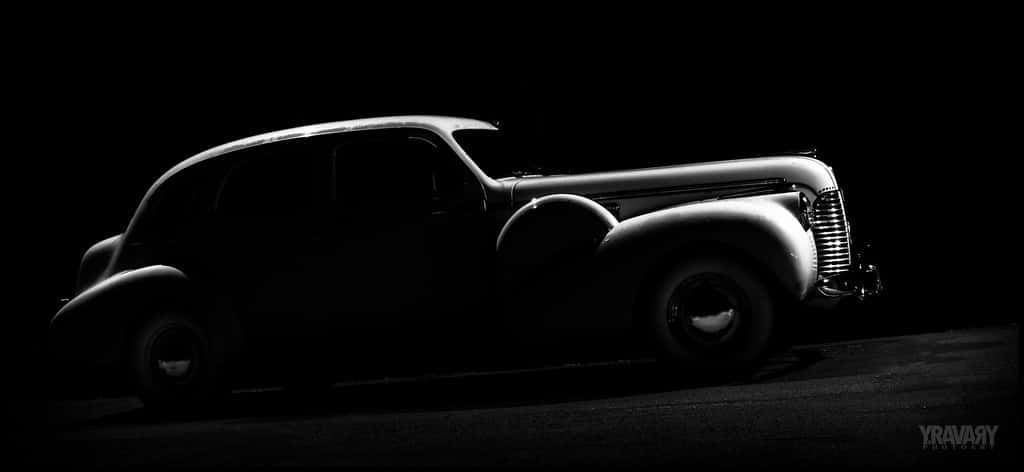 Classic Bugatti, vintage car, elegant silhouette, SD Desktop Wallpaper
