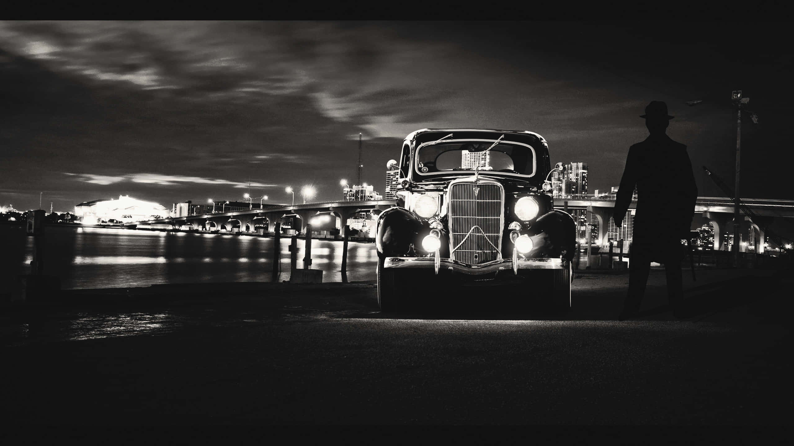 fedora, vintage car, glowing headlights, 2K Desktop Wallpaper