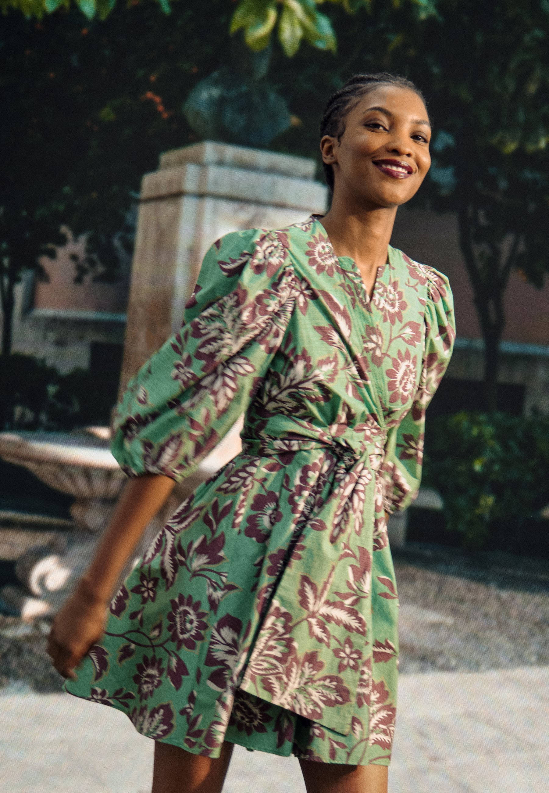 Claudie Pierlot, floral green print dress, stone fountain, 2K Phone Wallpaper