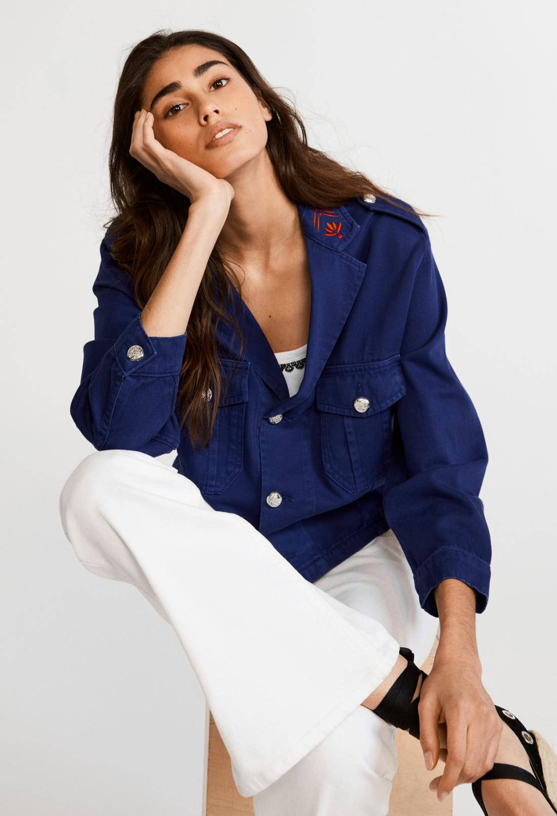 Claudie Pierlot, navy blue denim jacket, white pants, HD Phone Wallpaper