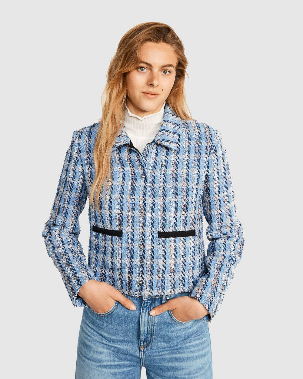 Claudie Pierlot, blue tweed jacket, white turtleneck, SD Phone Wallpaper