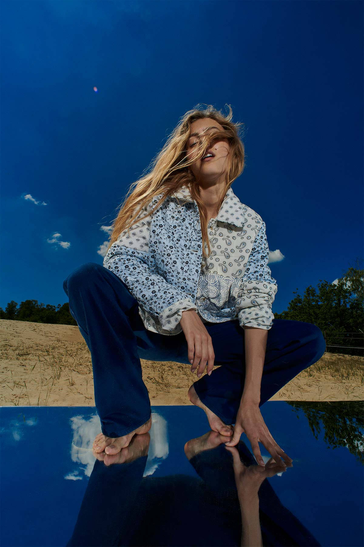 Claudie Pierlot, white blue pattern shirt, reflective blue surface, HD Phone Wallpaper
