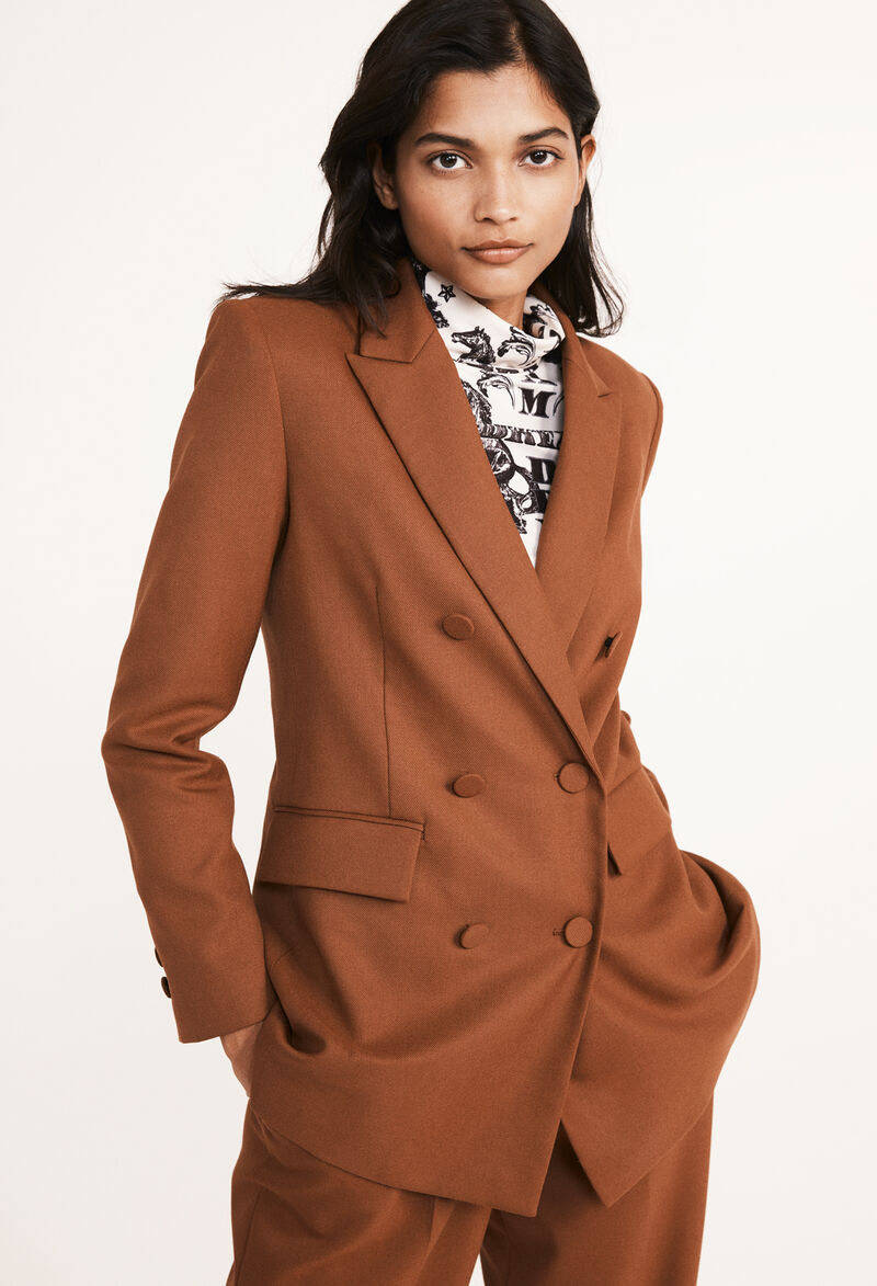 Claudie Pierlot, brown formal blazer, rust-colored double-breasted suit, SD Phone Wallpaper