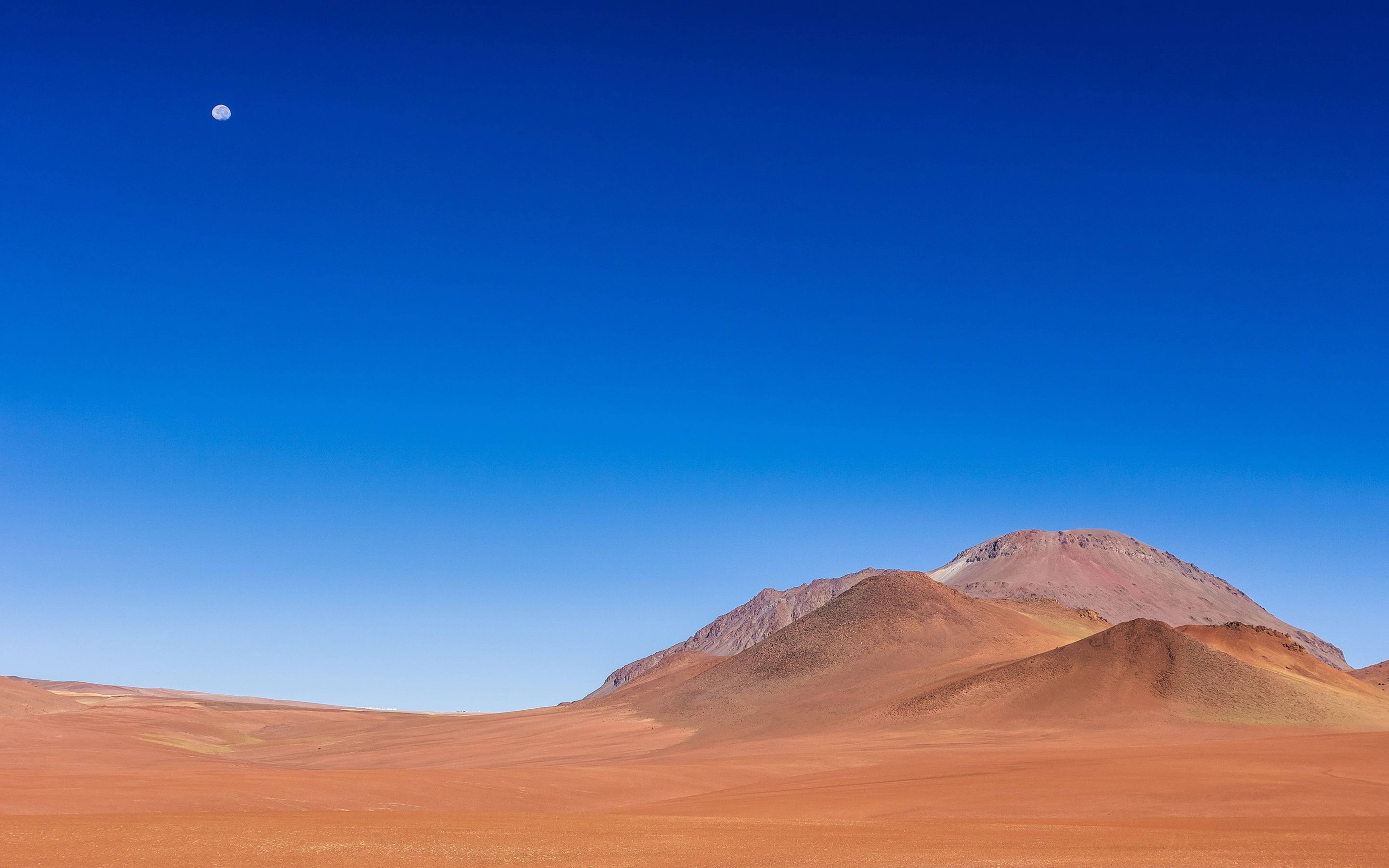 Arid Desert Mountain, red desert, deep blue sky, 5K Desktop Wallpaper
