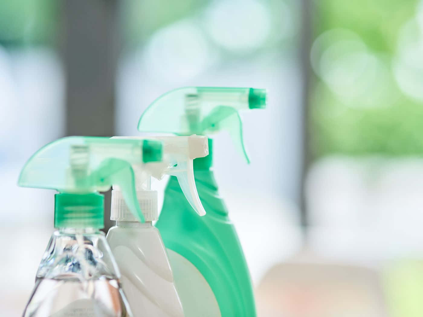 green, clear, spray bottles, HD Desktop Wallpaper