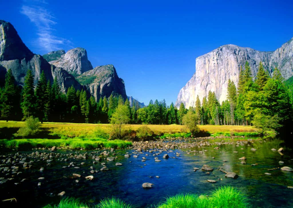 Clear Sky, lake, mountains, SD Desktop Wallpaper