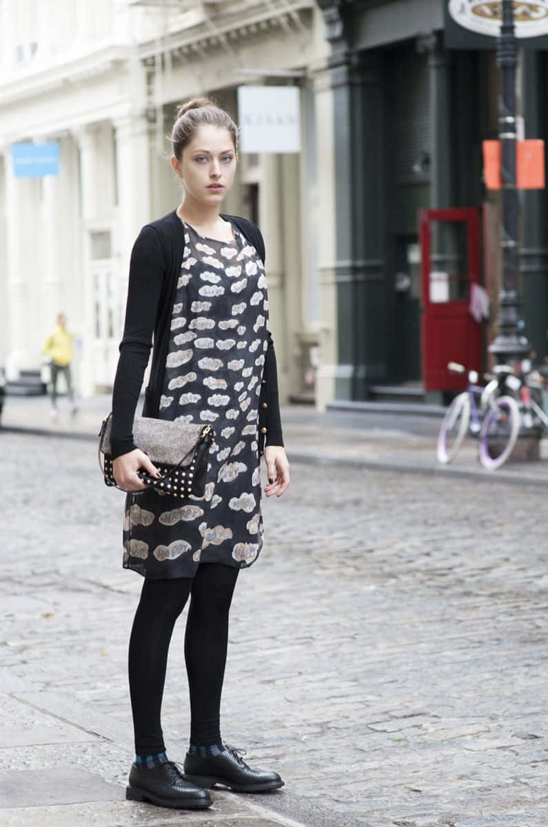 Clergerie, matching shoes and dress, patterned dress, SD Phone Wallpaper