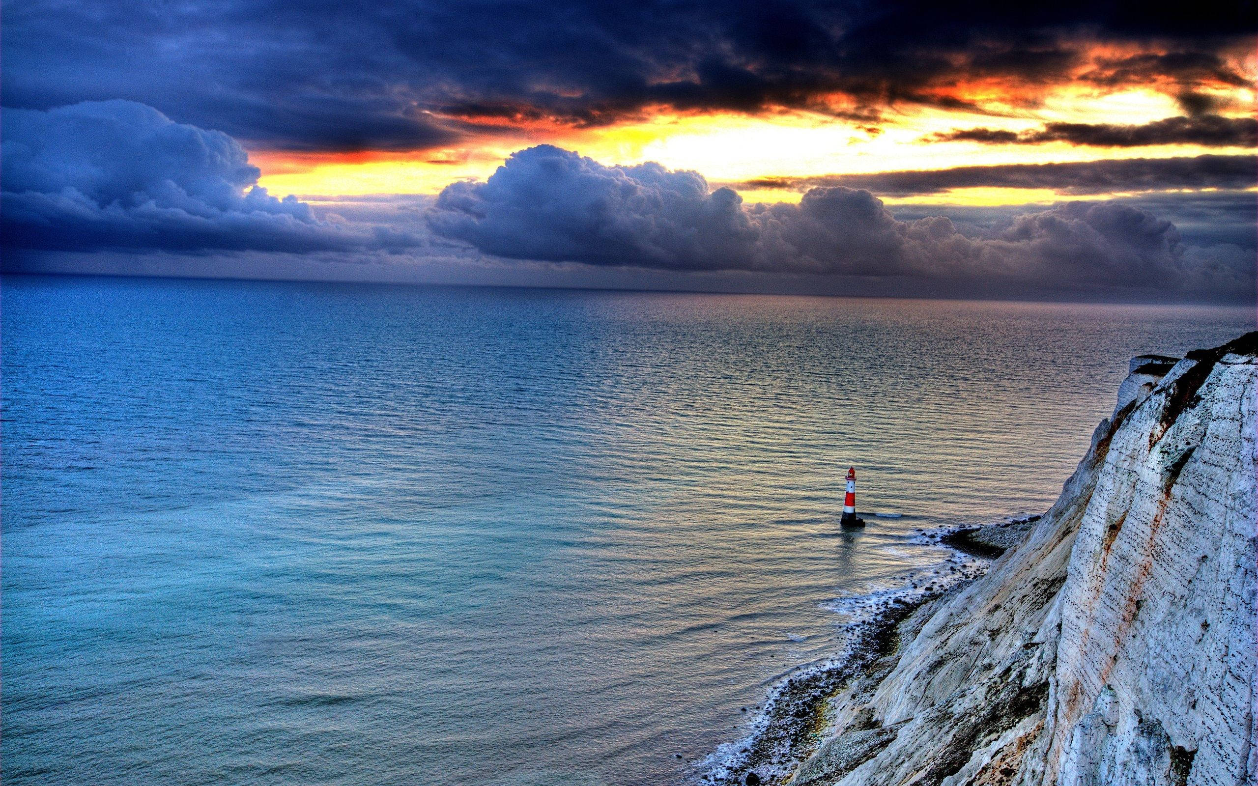 lighthouse, white cliff, sunset, 2K Desktop Wallpaper