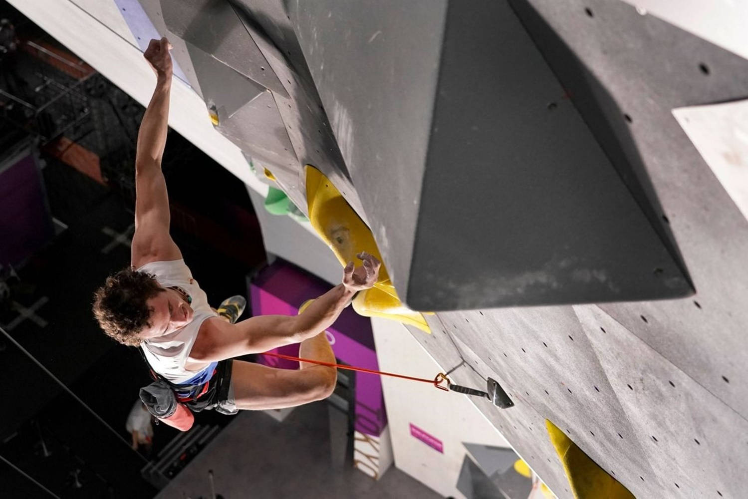 sport climbing, indoor bouldering wall, yellow hold, HD Desktop Wallpaper
