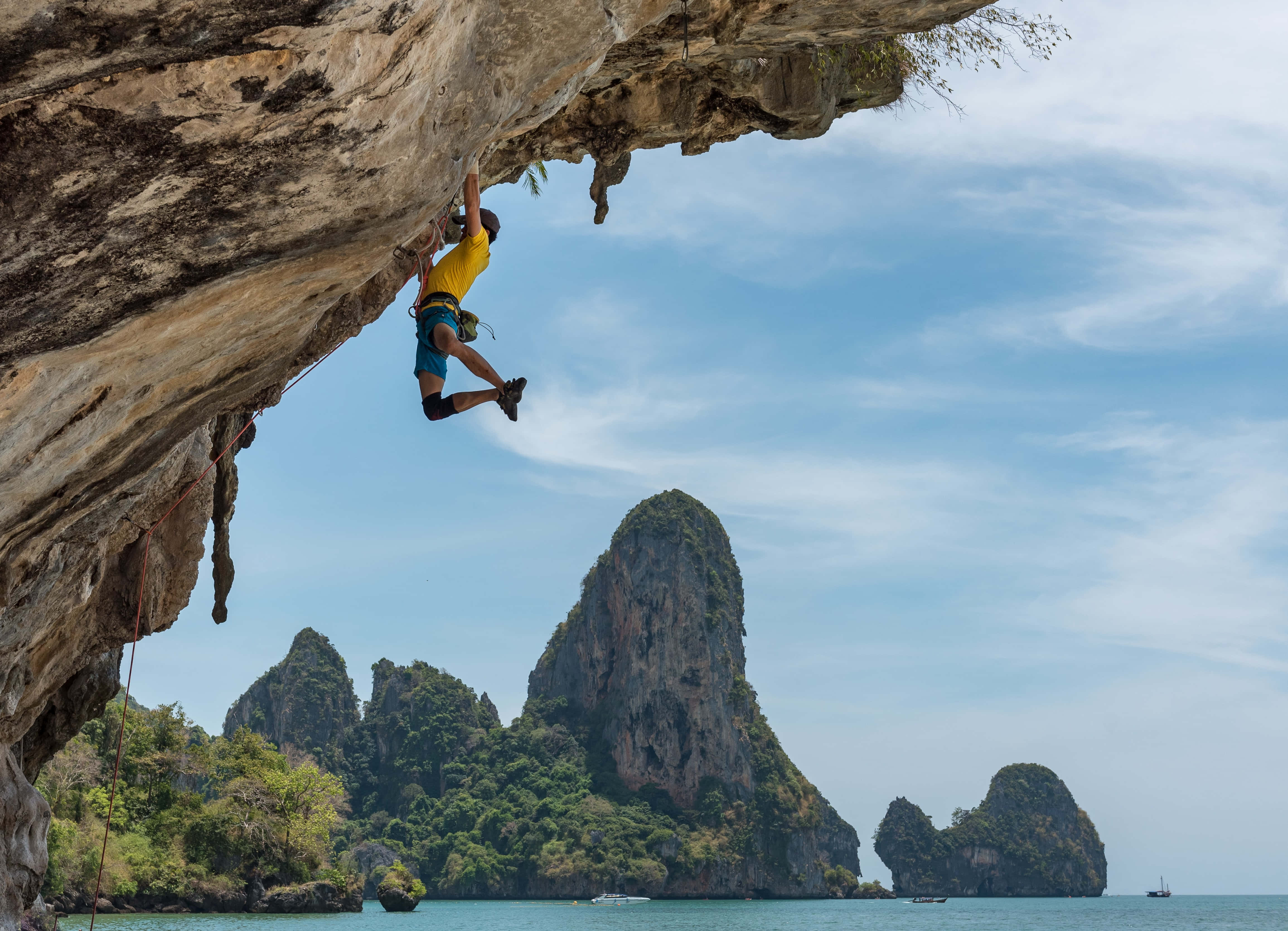 yellow shirt, limestone cliff, turquoise water, 4K Desktop Wallpaper