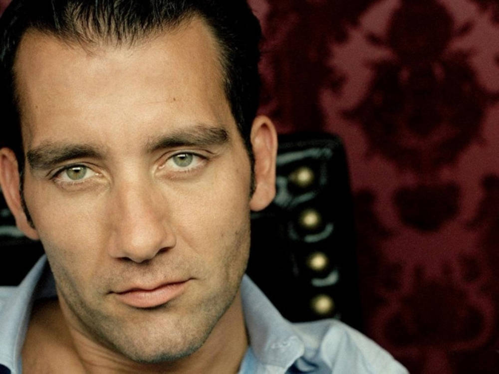 Clive Owen, green eyes, dark hair, SD Desktop Wallpaper
