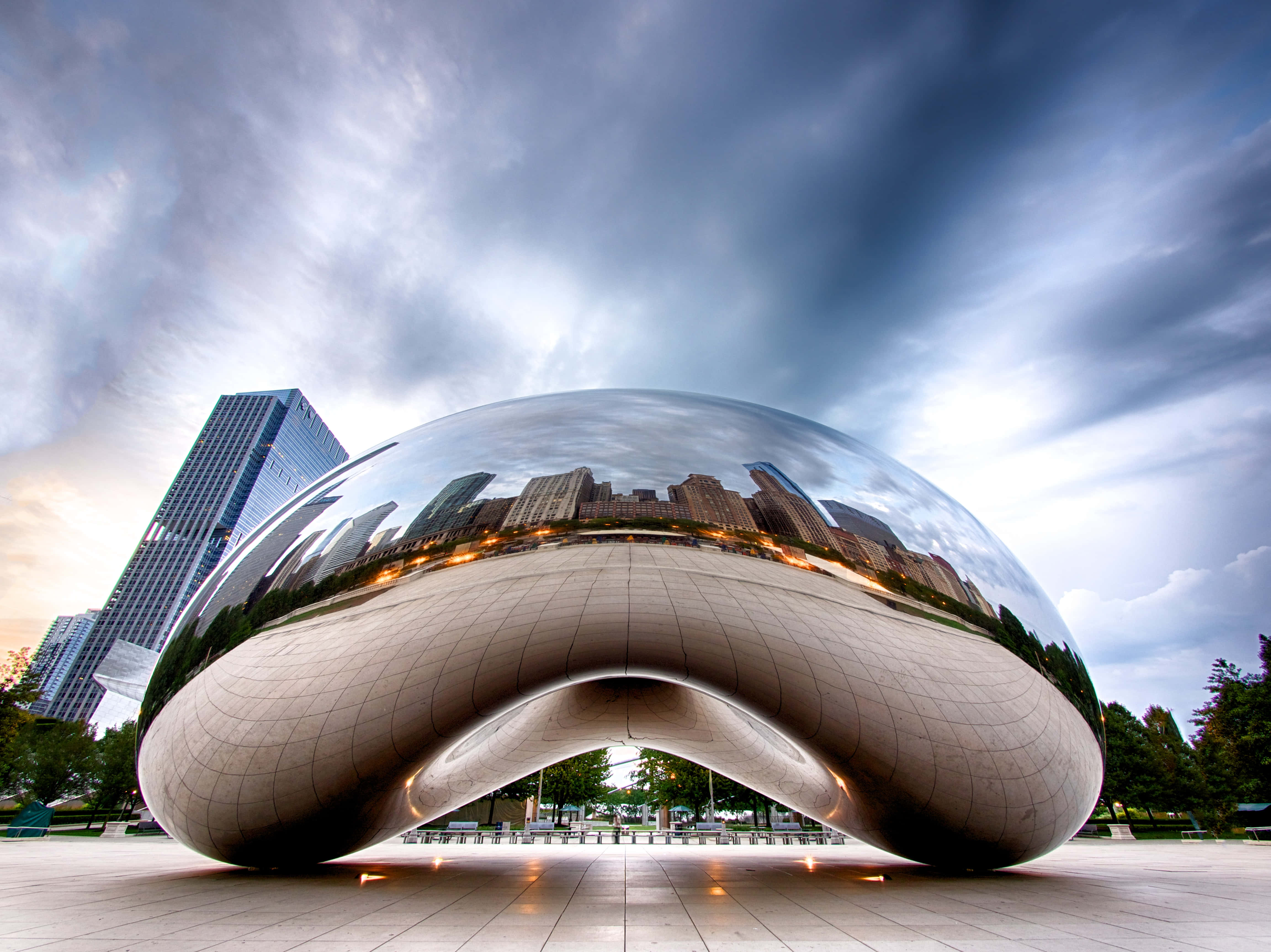Cloud Gate, chrome sculpture, cloudy sky, 4K Desktop Wallpaper