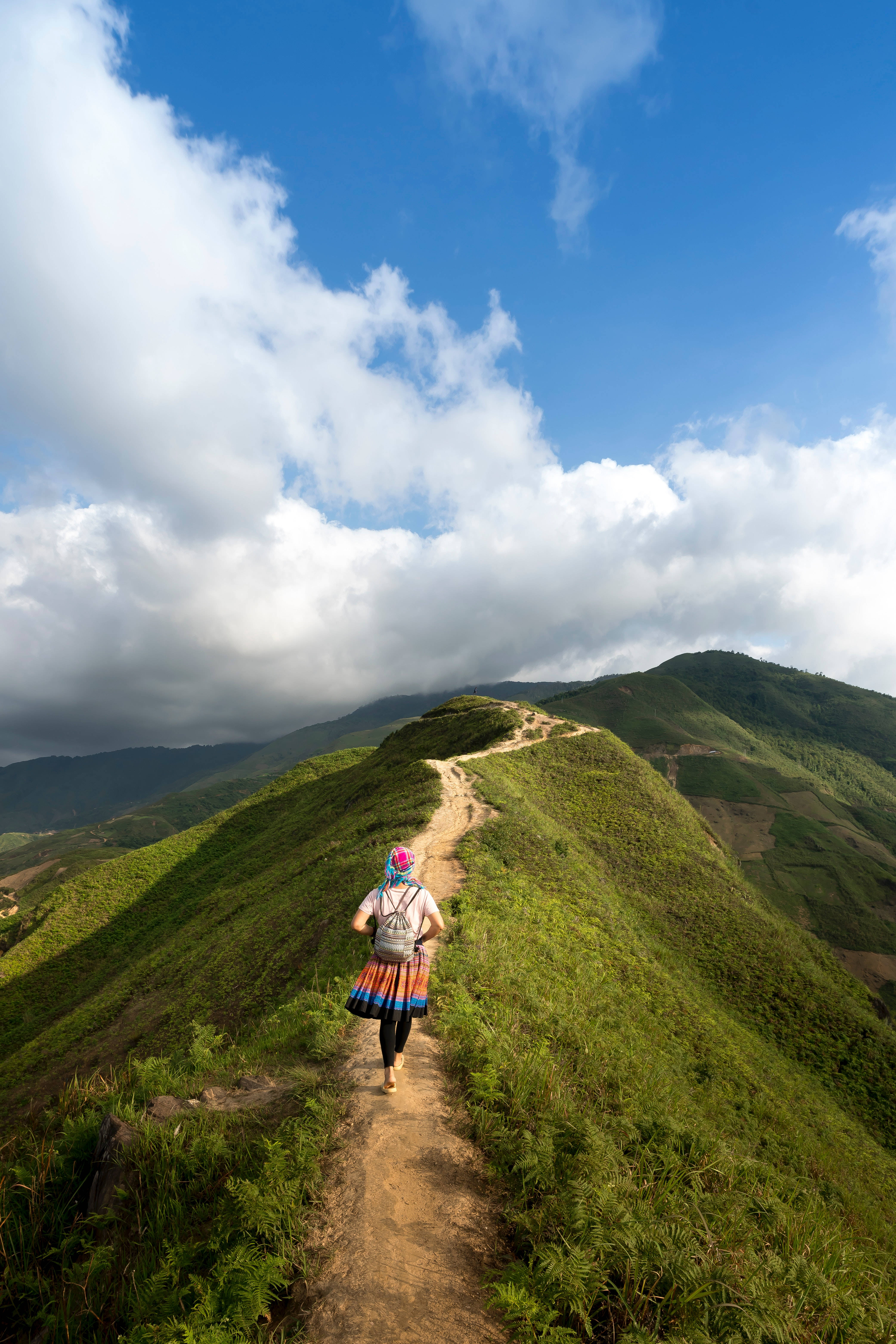 Mountain Trail, Cloud iPhone, lush green mountain ridge, 5K Phone Wallpaper