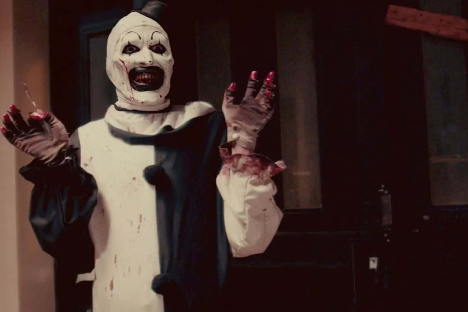 Art The Clown, bloody hands, painted face, HD Desktop Wallpaper