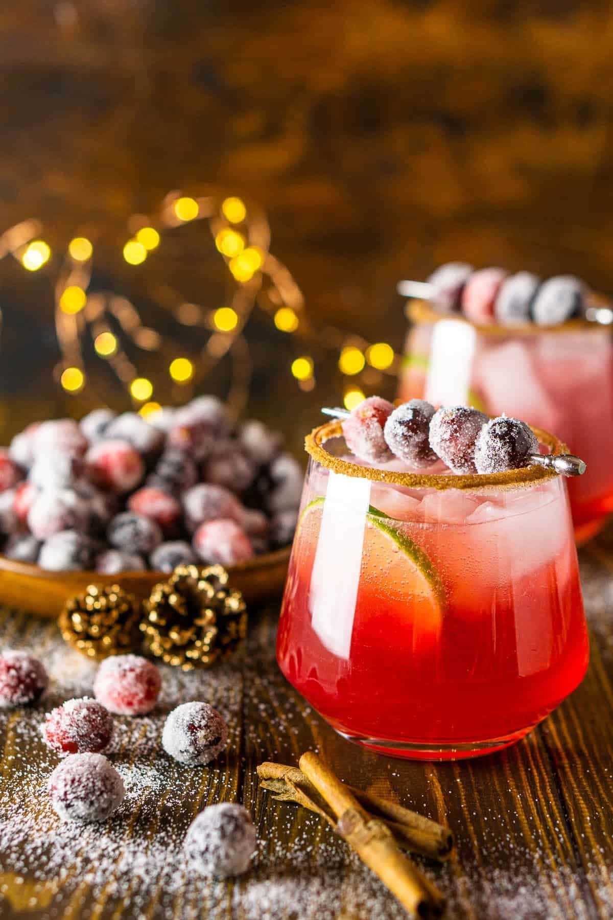Sparkling Cranberry-Ginger Margarita, vibrant red cocktail, sugared cranberries, HD Phone Wallpaper