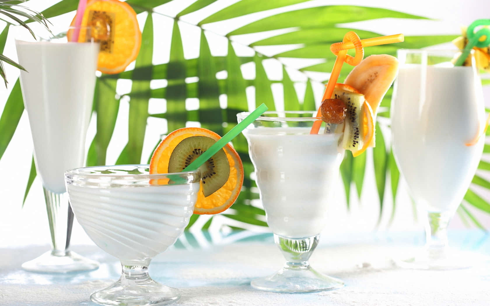 Pina Colada cocktail, kiwi, orange, HD Desktop Wallpaper