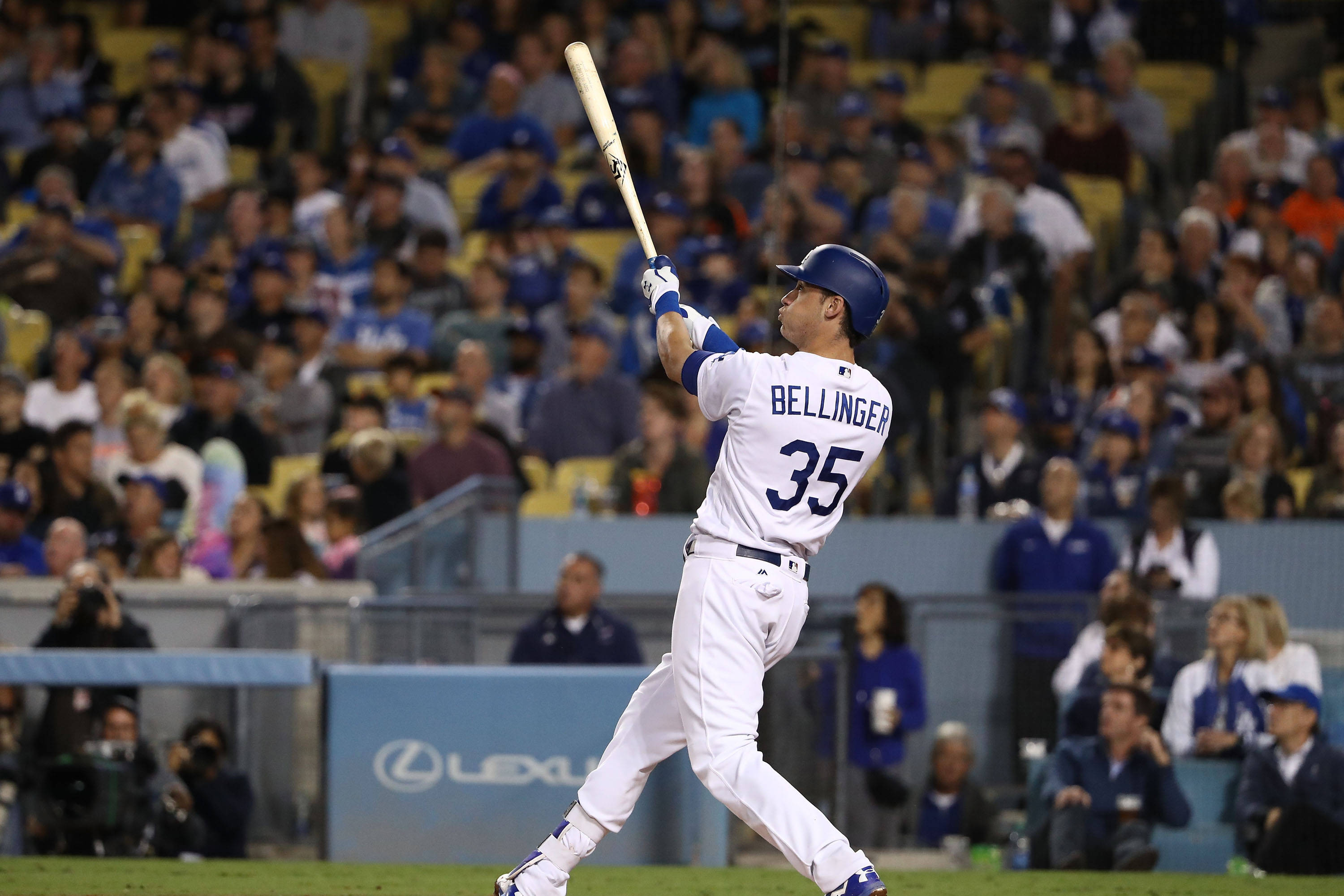 Cody Bellinger, white uniform, stadium lights, 2K Desktop Wallpaper