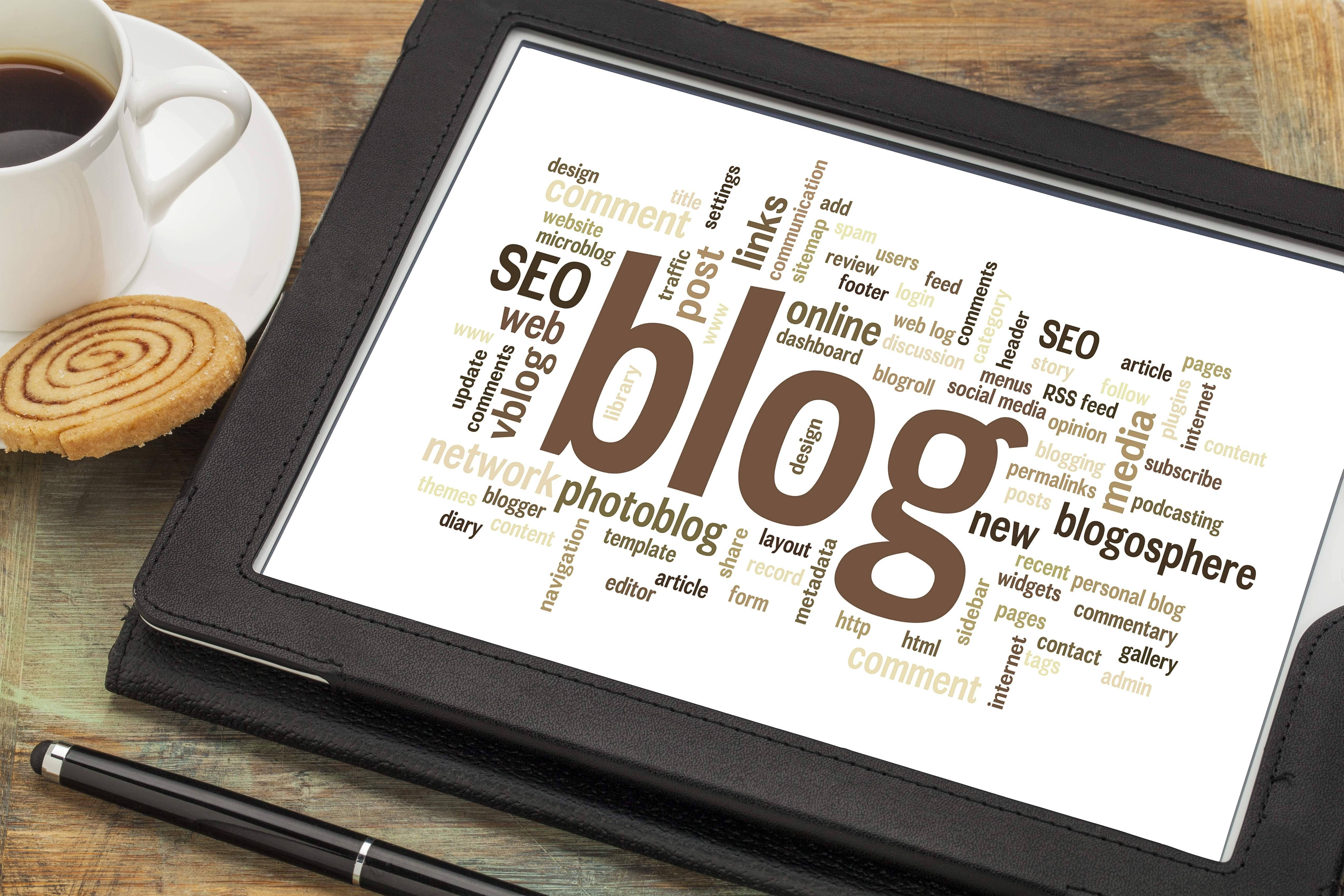 tablet, blog-themed word cloud, cup of coffee, 4K Desktop Wallpaper