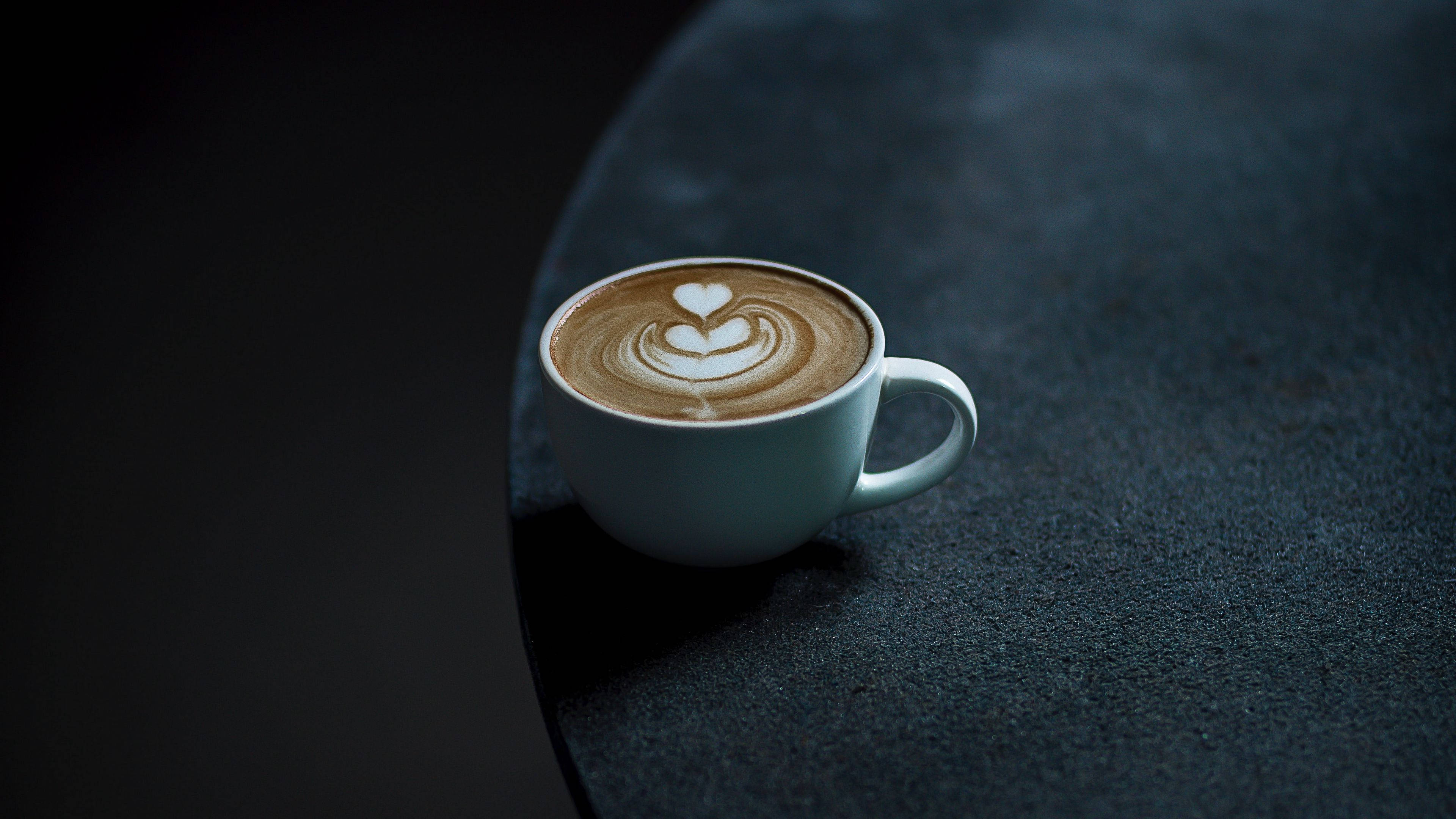 latte art, heart design, white mug, 4K Desktop Wallpaper