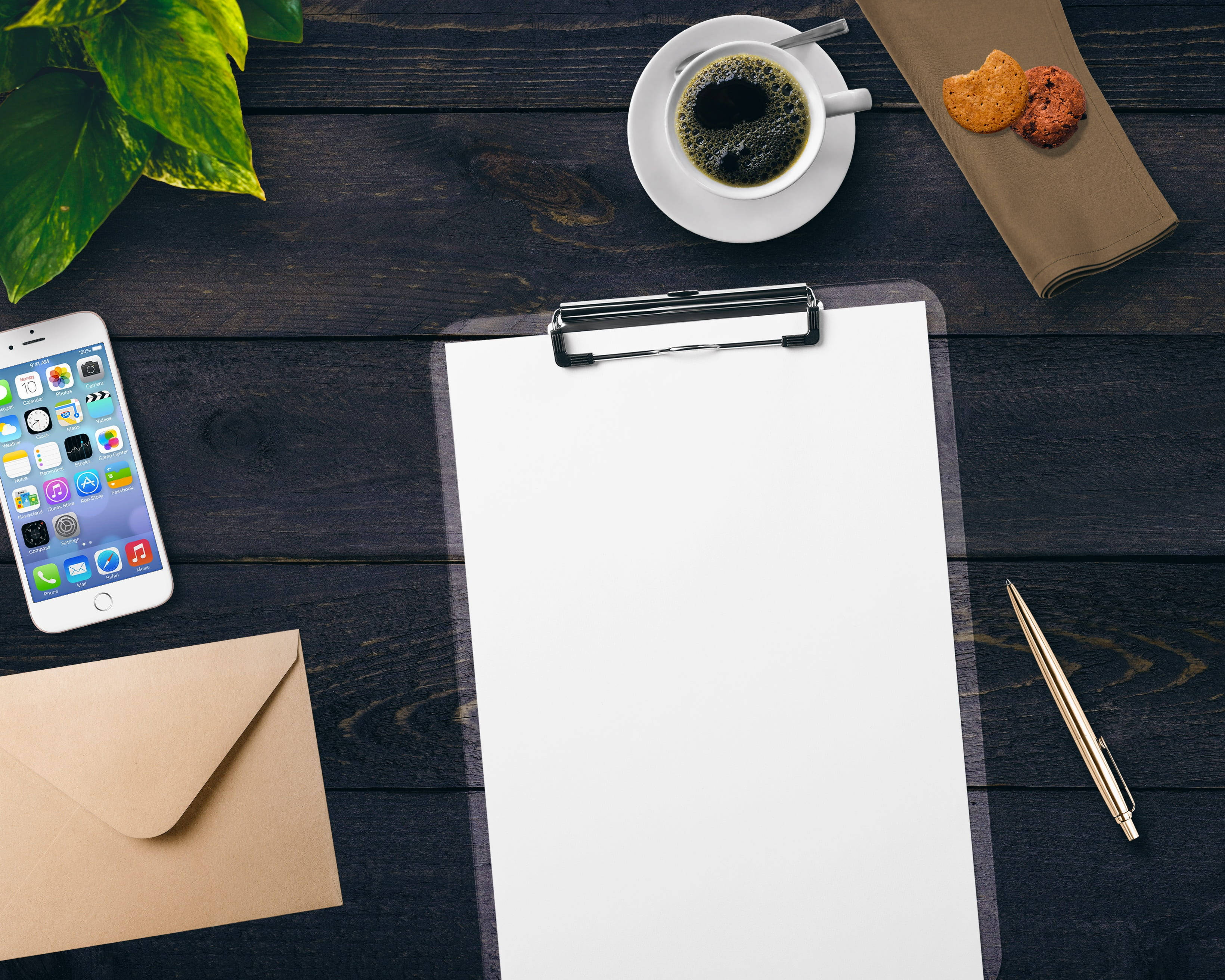 dark wooden desk, blank clipboard, coffee cup, 2K Desktop Wallpaper