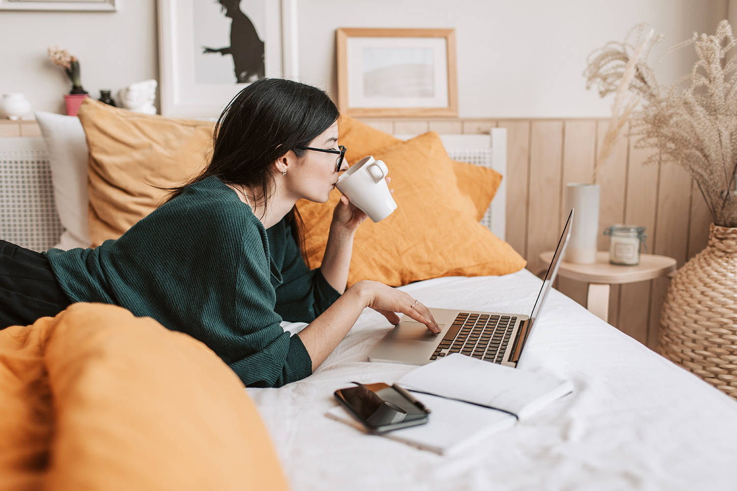 laptop, coffee, glasses, HD Desktop Wallpaper