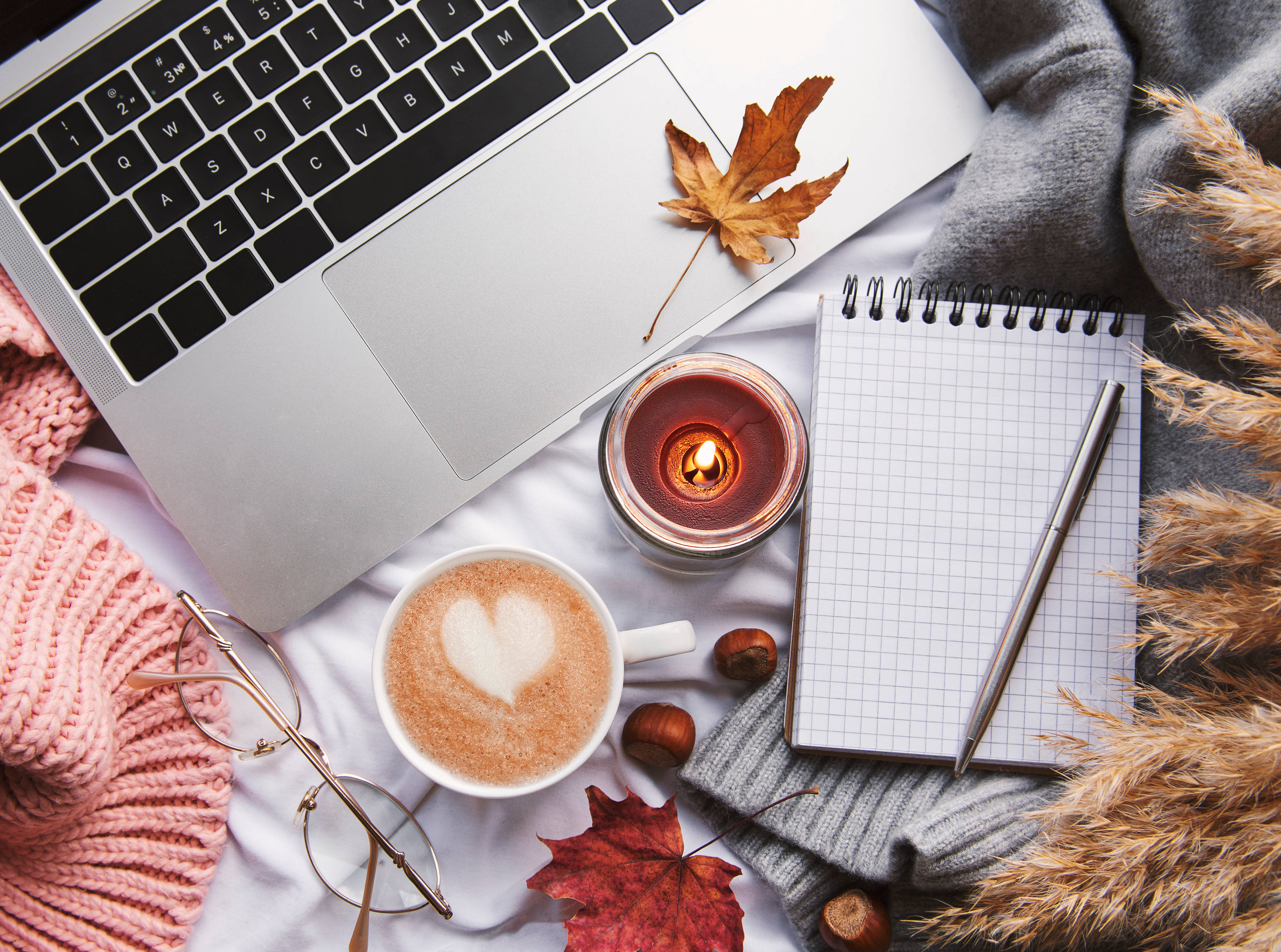 autumn, coffee laptop, flat lay, 4K Desktop Wallpaper