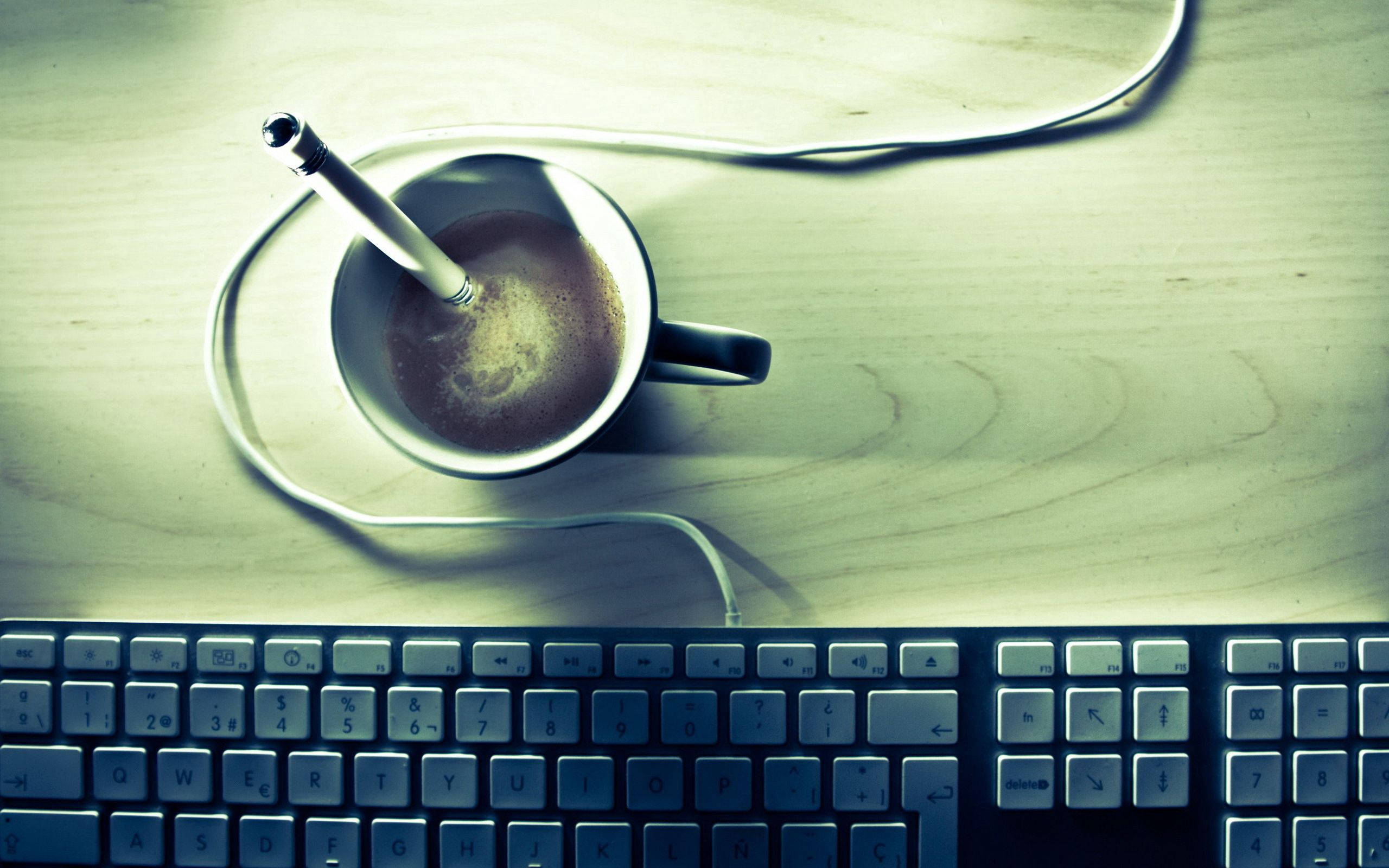 coffee cup, cigarette, wooden desk, 2K Desktop Wallpaper