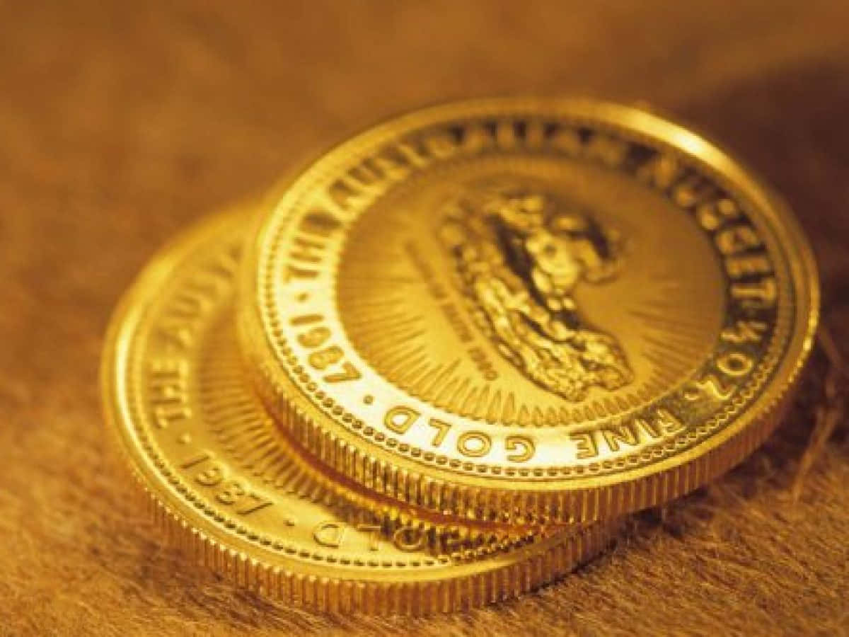 fine gold coins, gleaming gold coins, detailed engravings, SD Desktop Wallpaper