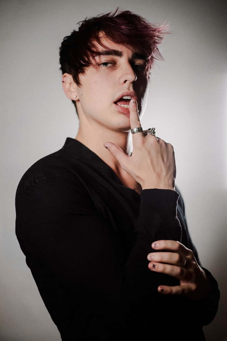 Colby Brock, magenta hair, black sweater, HD Phone Wallpaper