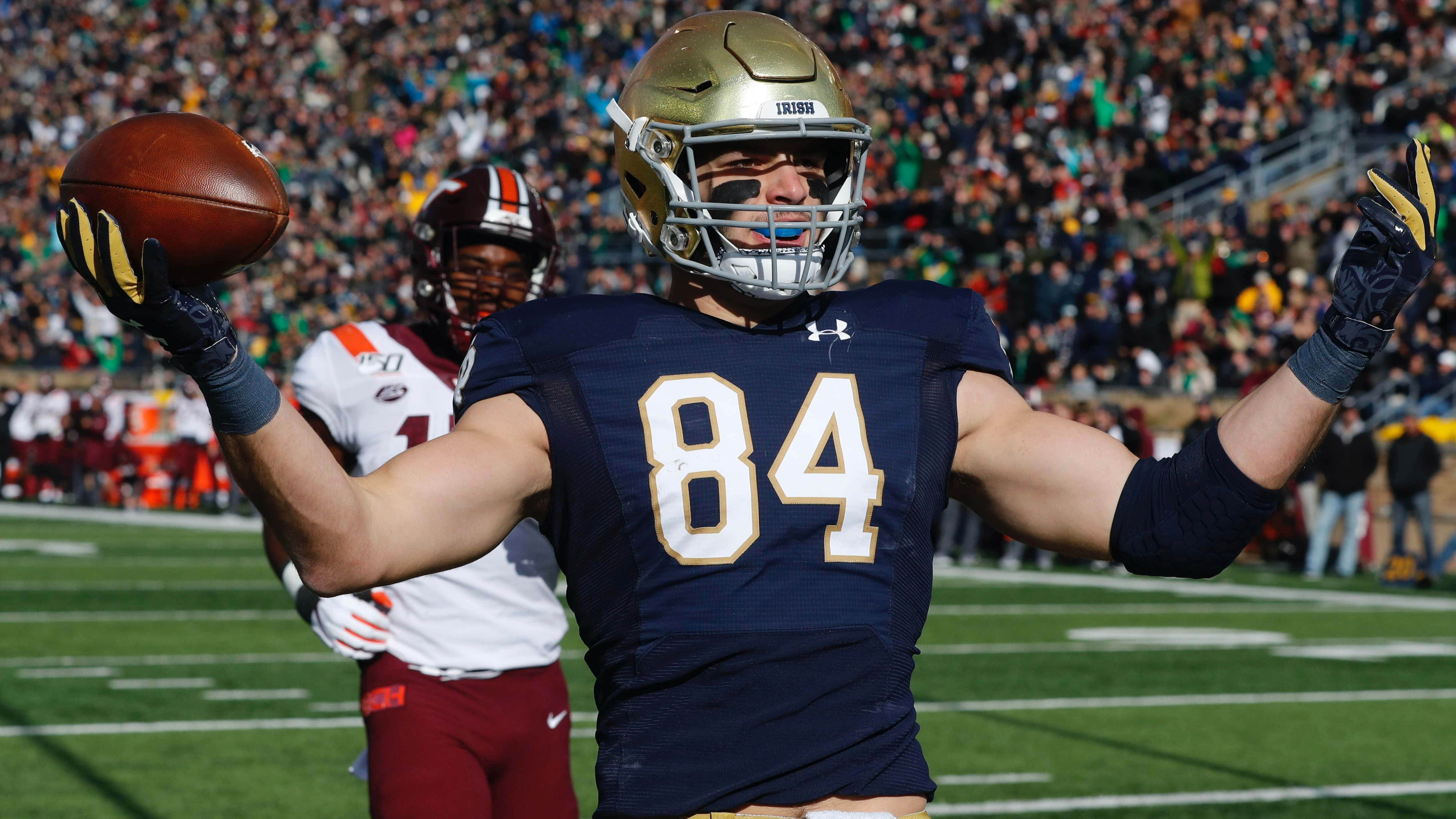 Cole Kmet, navy blue jersey, number 84, 4K Desktop Wallpaper