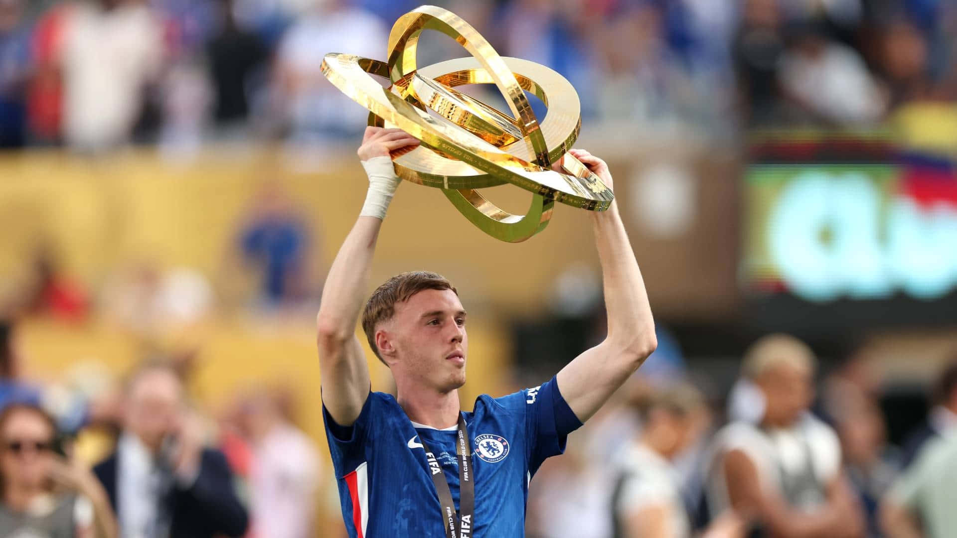 Cole Palmer, blue Chelsea jersey, golden trophy, Full HD Desktop Wallpaper