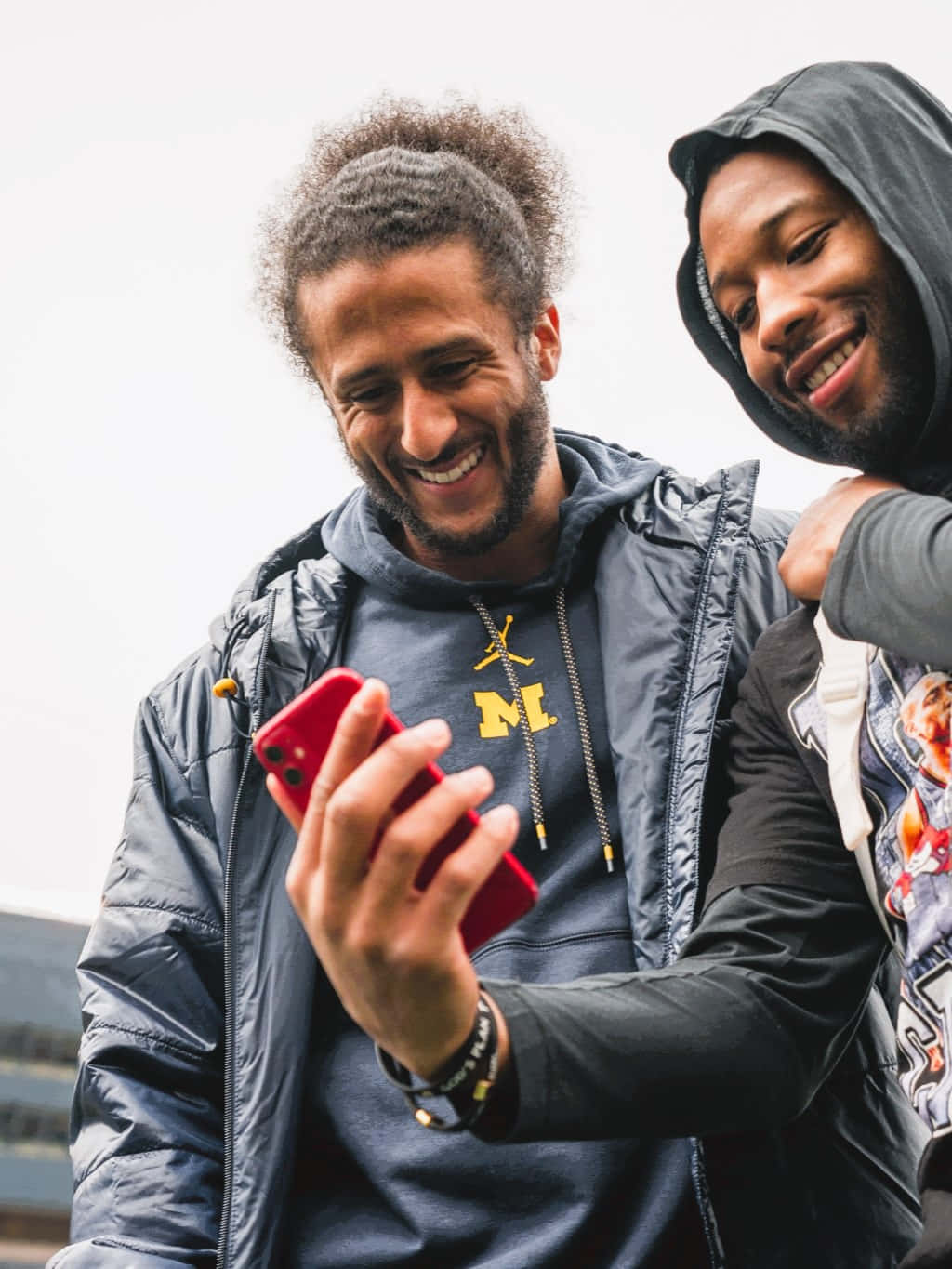 Colin Kaepernick, hoodies, red phone, HD Phone Wallpaper