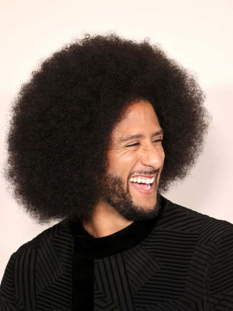 Colin Kaepernick, afro, black patterned shirt, HD Phone Wallpaper