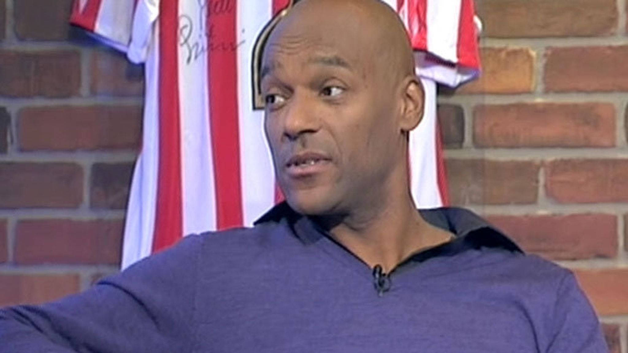 Colin Salmon, brick wall, purple shirt, Full HD Desktop Wallpaper