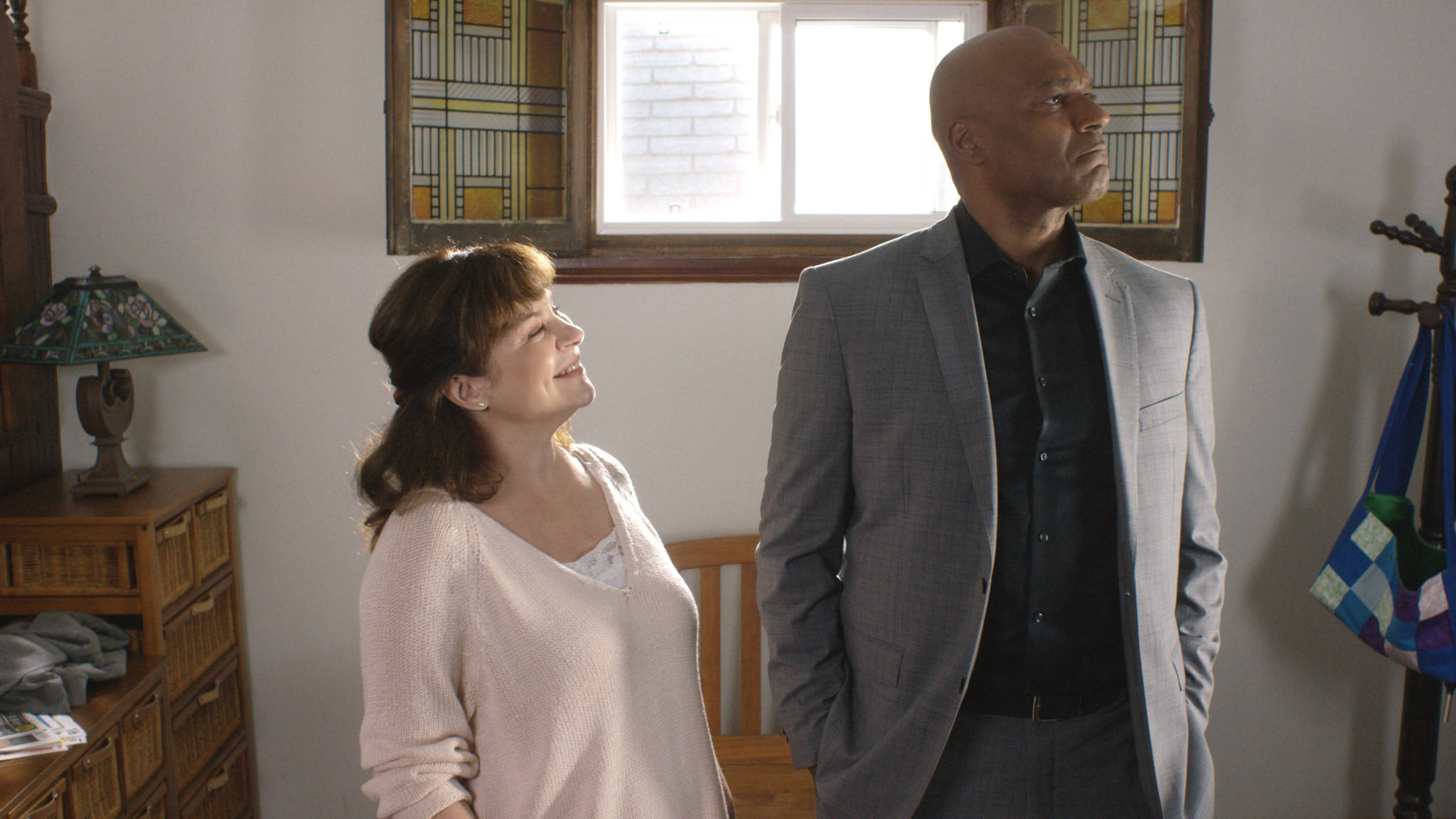 Colin Salmon, gray suit, warmly lit room, Full HD Desktop Wallpaper