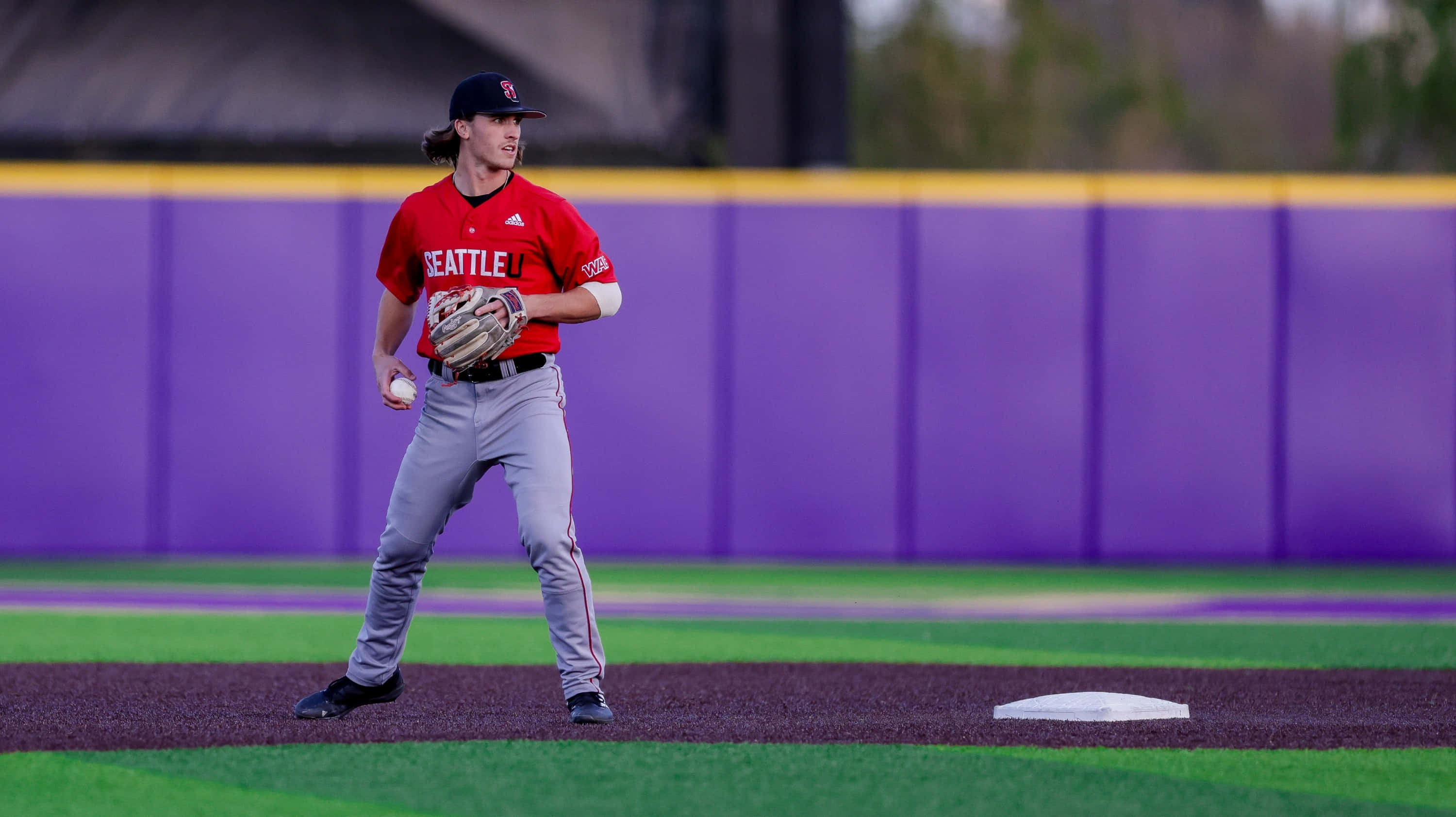College Baseball, red Seattle uniform, vibrant green field, 2K Desktop Wallpaper